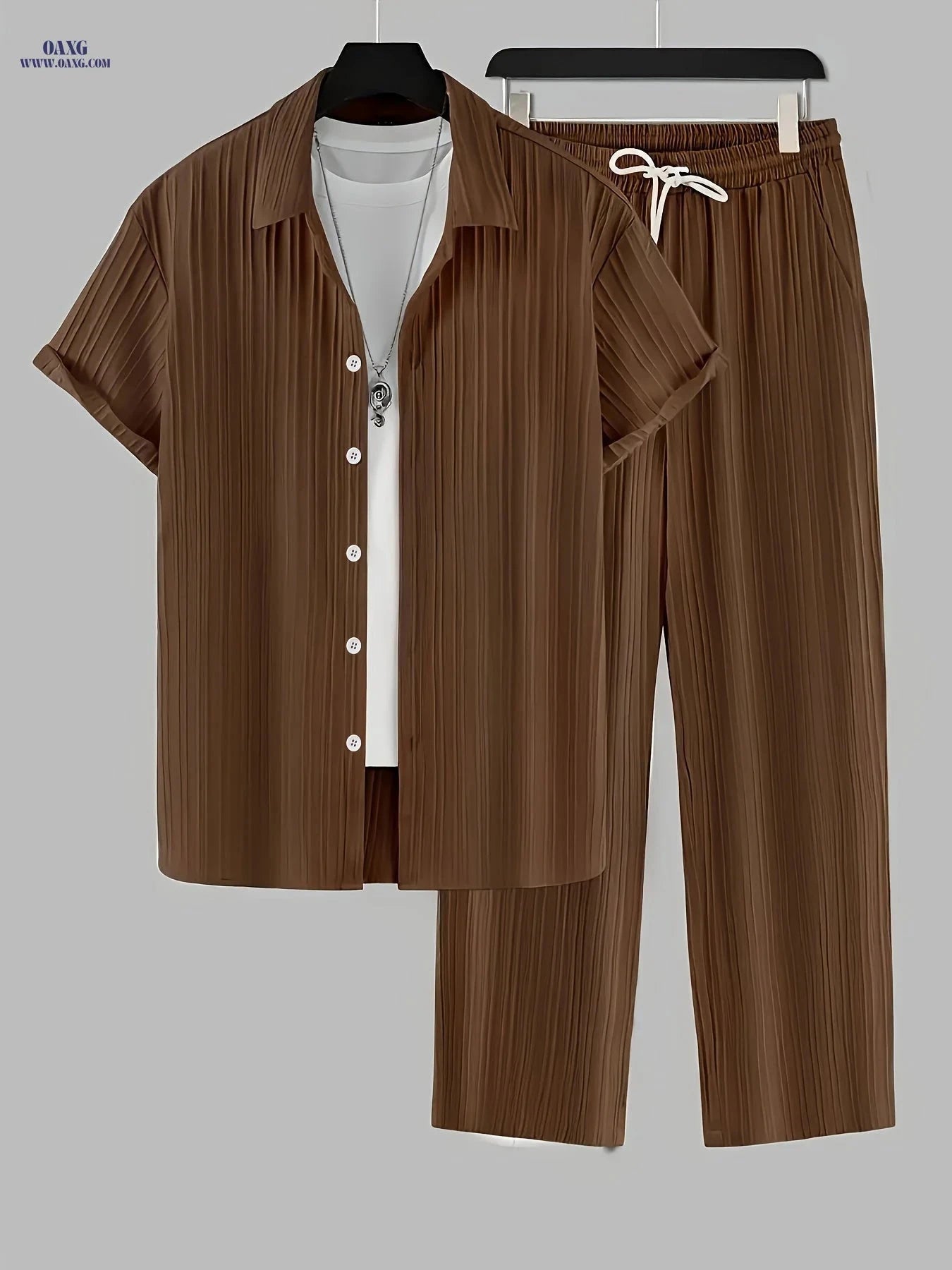 Fashionable Men's 2-Piece Set - Striped Button Shirt & Drawstring Pants   OAXG 