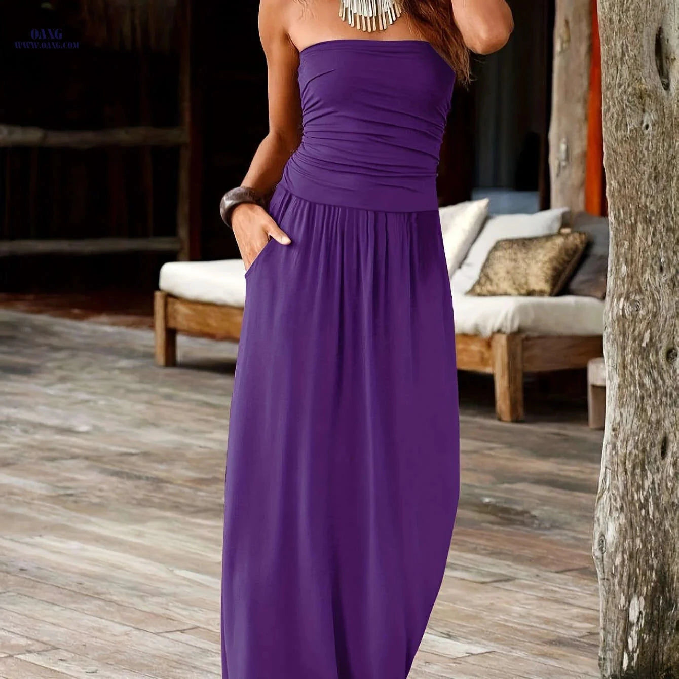 Fashionable Strapless Dress for Women - Cinched Waist & Pockets   OAXG 