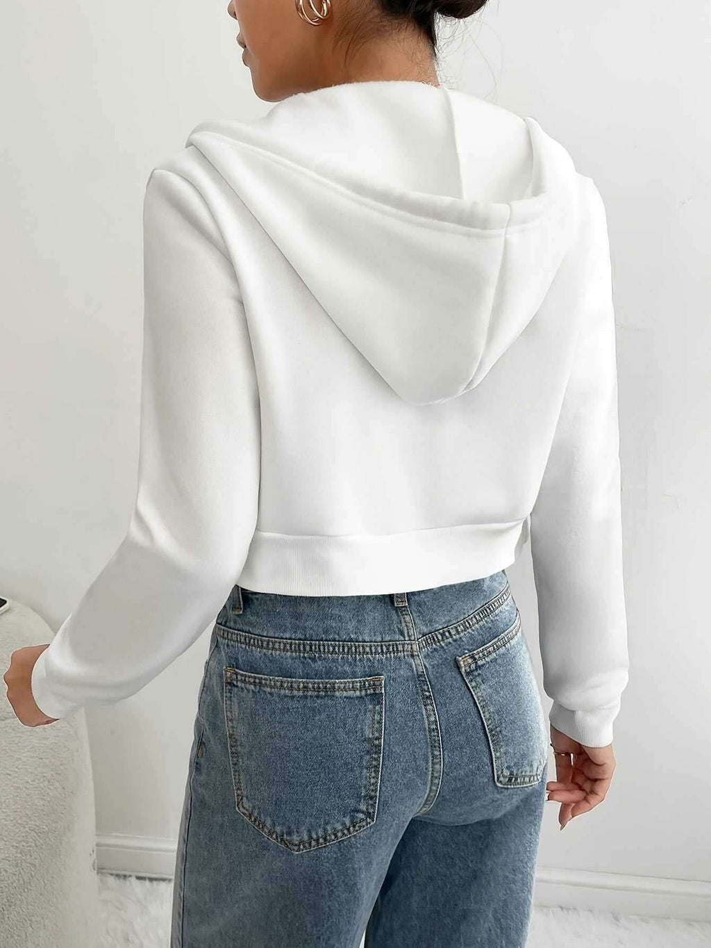 fd70ea37-efc8-4385-8be8-0cb3e3192305