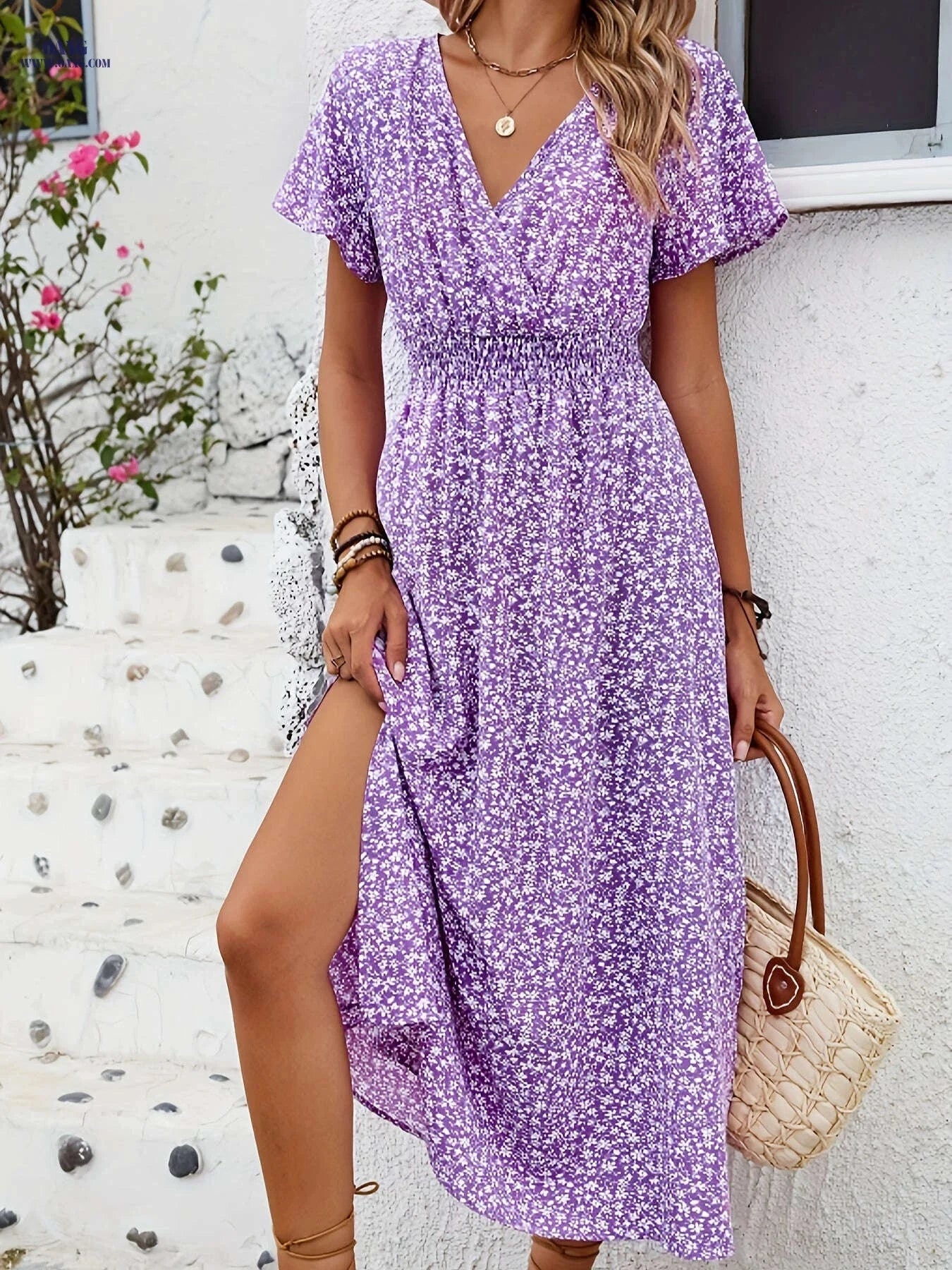 Floral Print Butterfly Sleeve Dress - V-neck, Split Leg Style   OAXG 