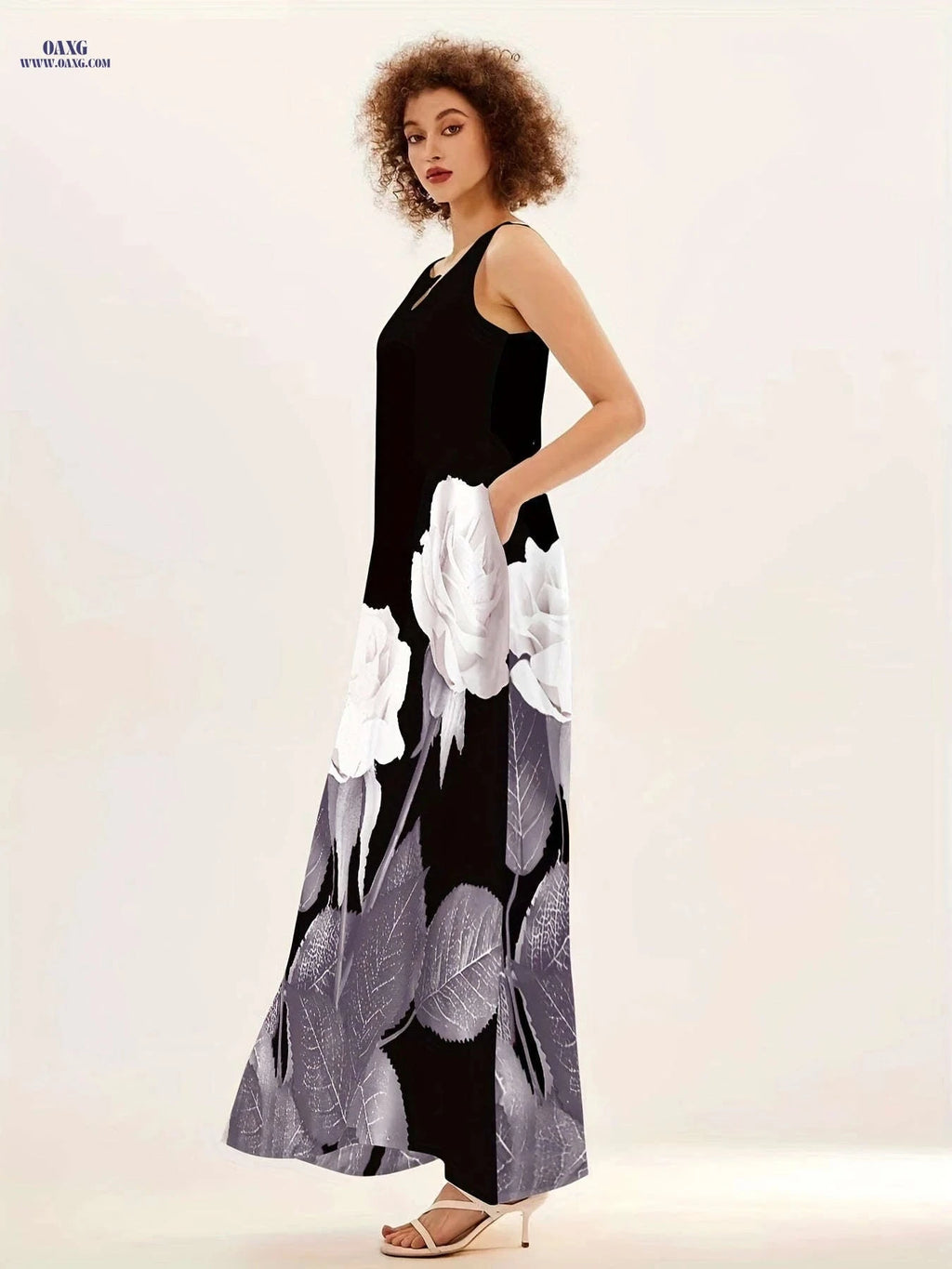 Floral Print Maxi Dress - Notched Neck Sleeveless Women's Summer Style   OAXG 