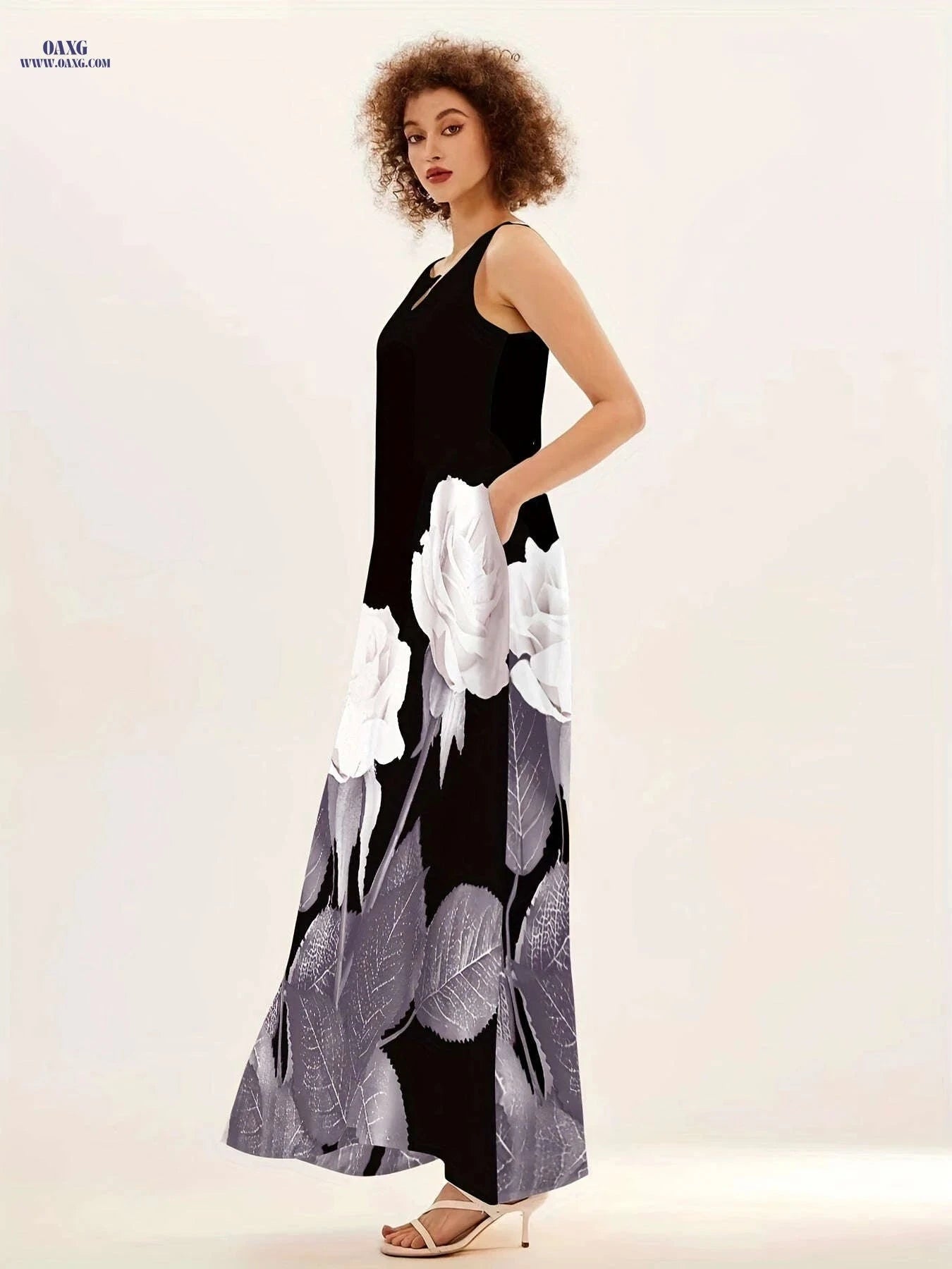 Floral Print Maxi Dress - Notched Neck Sleeveless Women's Summer Style   OAXG 
