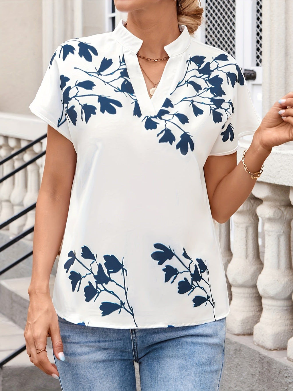 Floral Print V Neck Blouse, Boho Short Sleeve Top For Spring & Summer, Women's Clothing   OAXG White / L