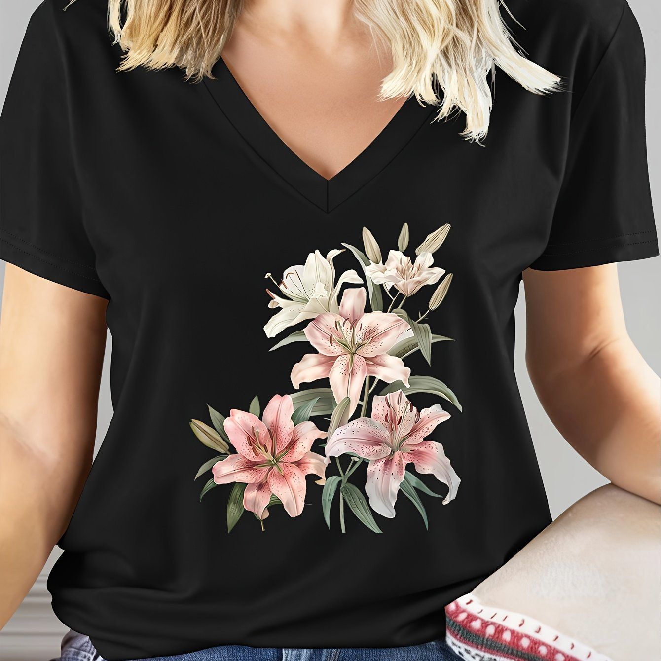 Floral Print Women's 100% Pure Short Sleeve T-Shirt - Comfortable V-Neck Casual Top, Versatile, Spring/Summer Basic, Machine Washable, Everyday Essential T-Shirt, V-Neck Design, Soft Texture   OAXG Green / S
