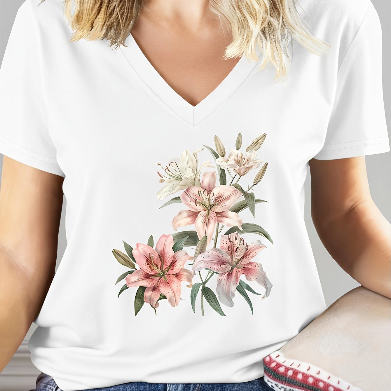 Floral Print Women's 100% Pure Short Sleeve T-Shirt - Comfortable V-Neck Casual Top, Versatile, Spring/Summer Basic, Machine Washable, Everyday Essential T-Shirt, V-Neck Design, Soft Texture   OAXG Green / S