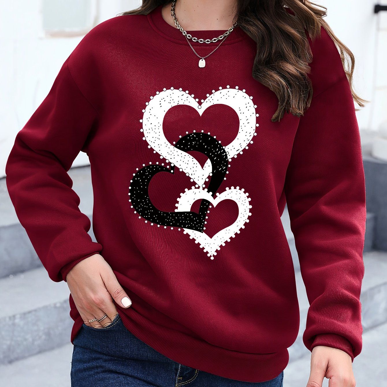 Heart Pattern Print Long Sleeve Sweatshirt, Women'S Round Neck Casual Top, Basic Pullover Sweater, Fabric, Suitable for Autumn/Winter Outdoor Activities And Daily Wear, Women'S Clothing   OAXG Black / S