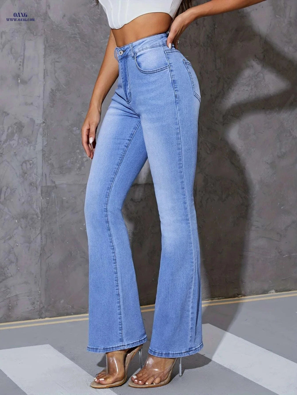 High-Waisted Skinny Jeans for Women - Light Wash Flare Leg Style   OAXG 