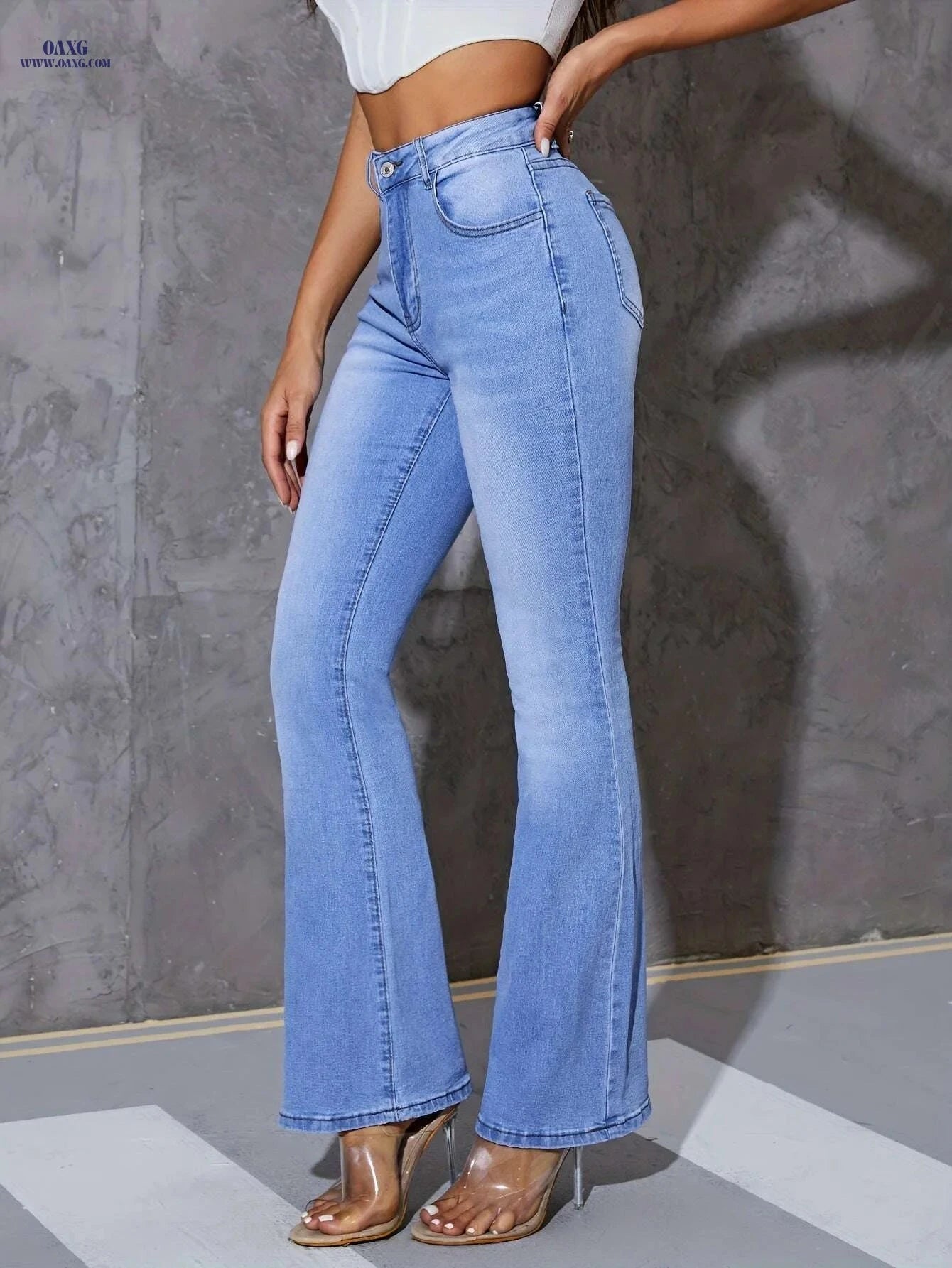 High-Waisted Skinny Jeans for Women - Light Wash Flare Leg Style   OAXG 