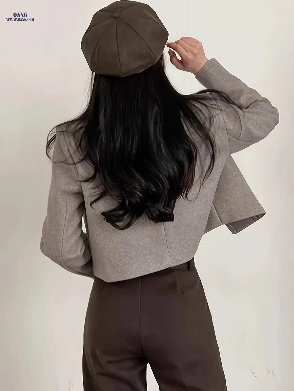 Korean-Style Vintage Short Suit Jacket - Elegant Minimalist Design   OAXG 