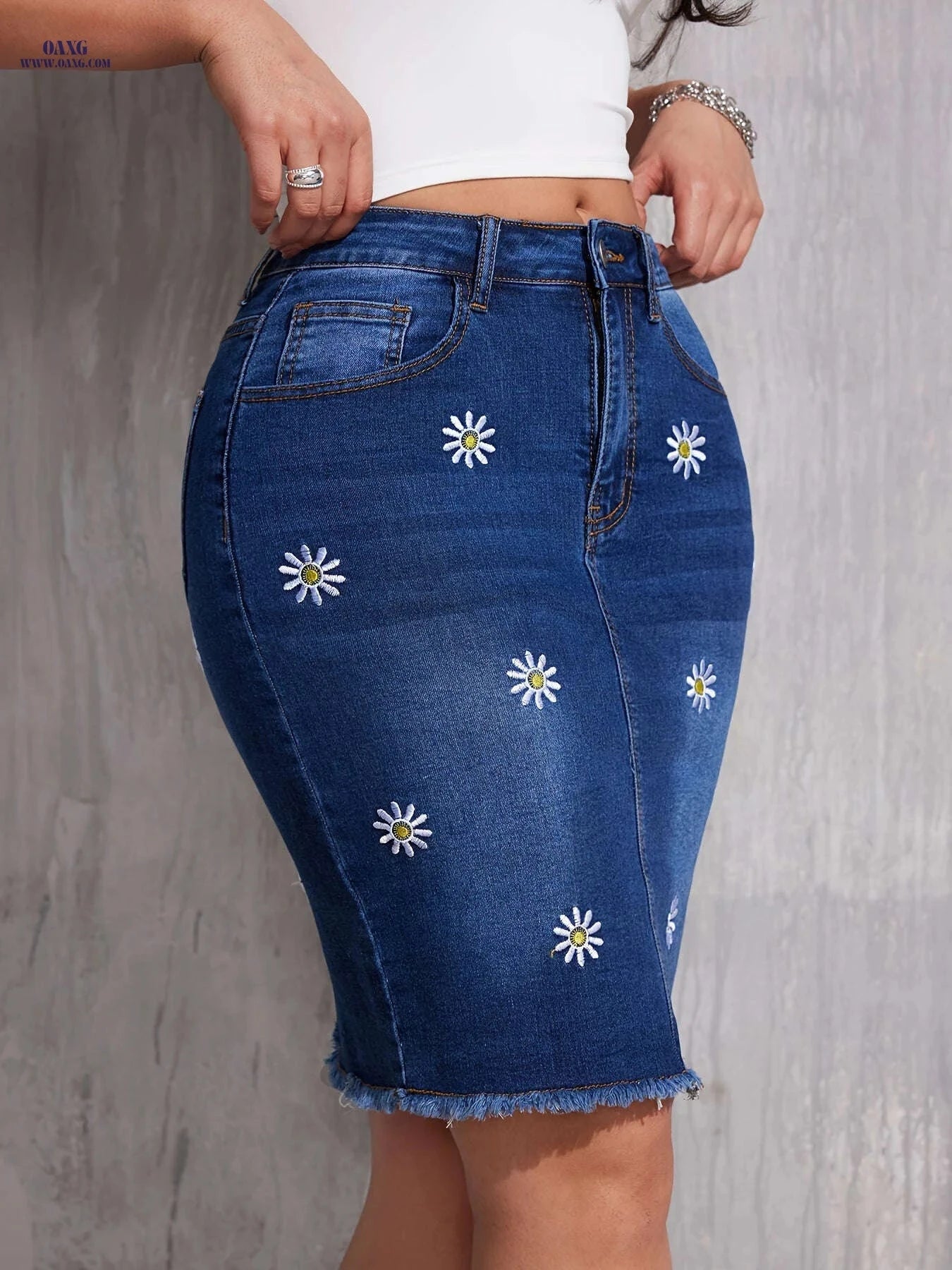 Ladies' Floral Embroidered Bodycon Midi Dress - Casual Spring Style   OAXG Blue / S