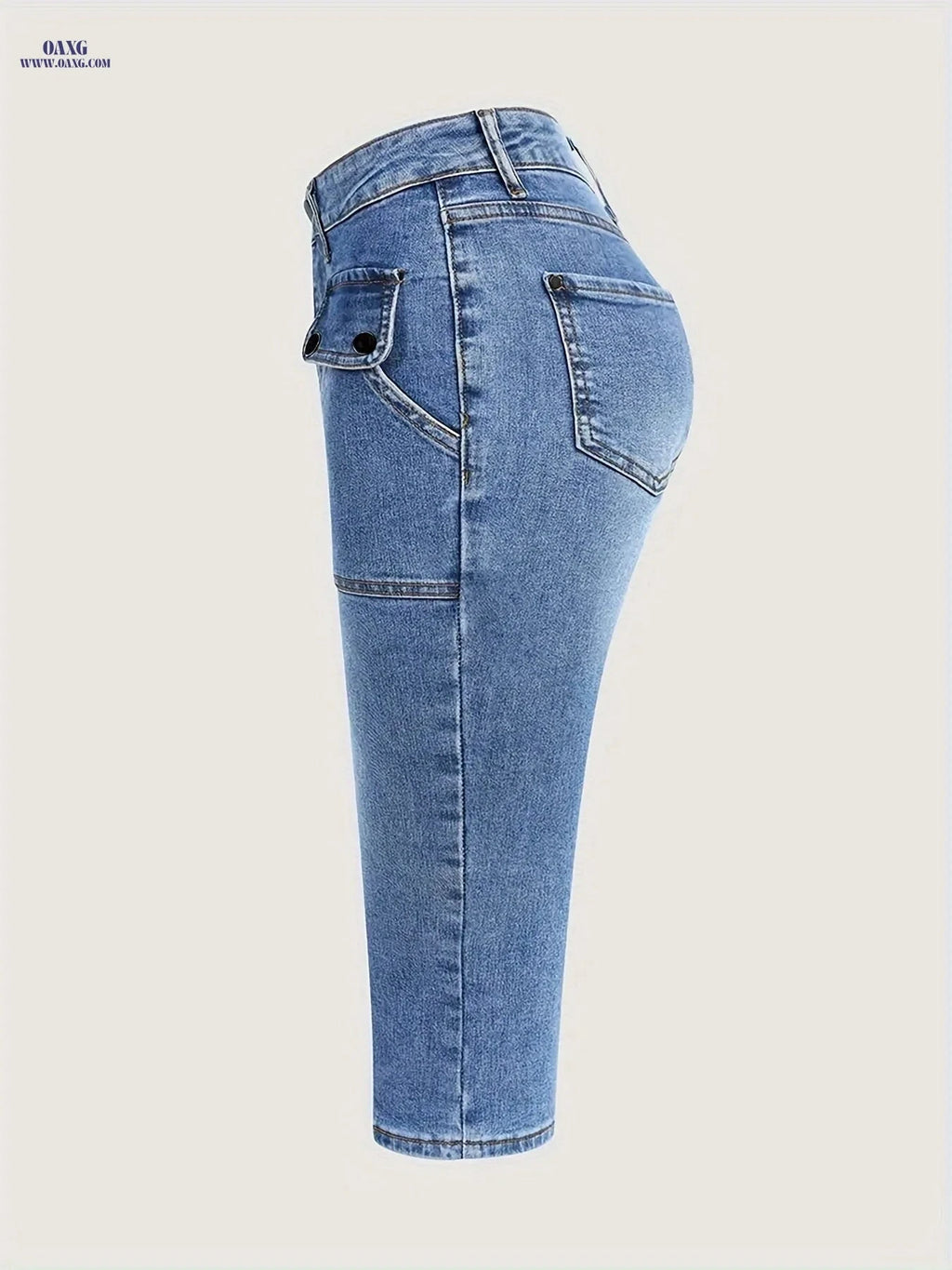 Light Blue Slim Fit Bermuda Shorts - Chic Design with Slant Pockets   OAXG 