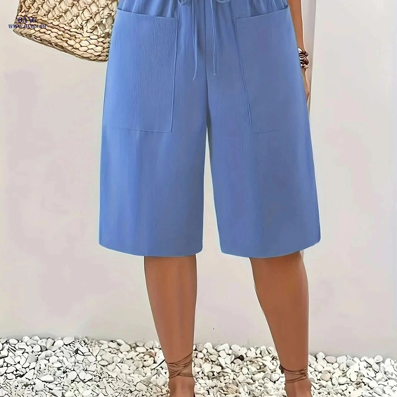 Lightweight Women's Casual Cargo Shorts - Elastic Waist & Pockets   OAXG 