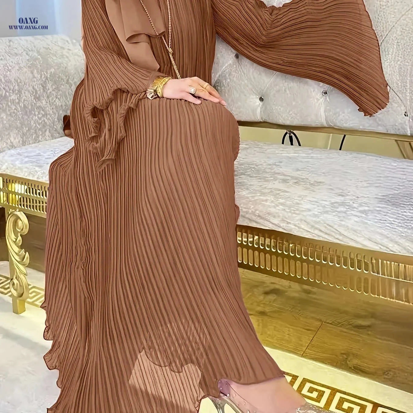Long Wrinkled Style Robe - Ruffle Sleeve, Solid Color Design   OAXG 