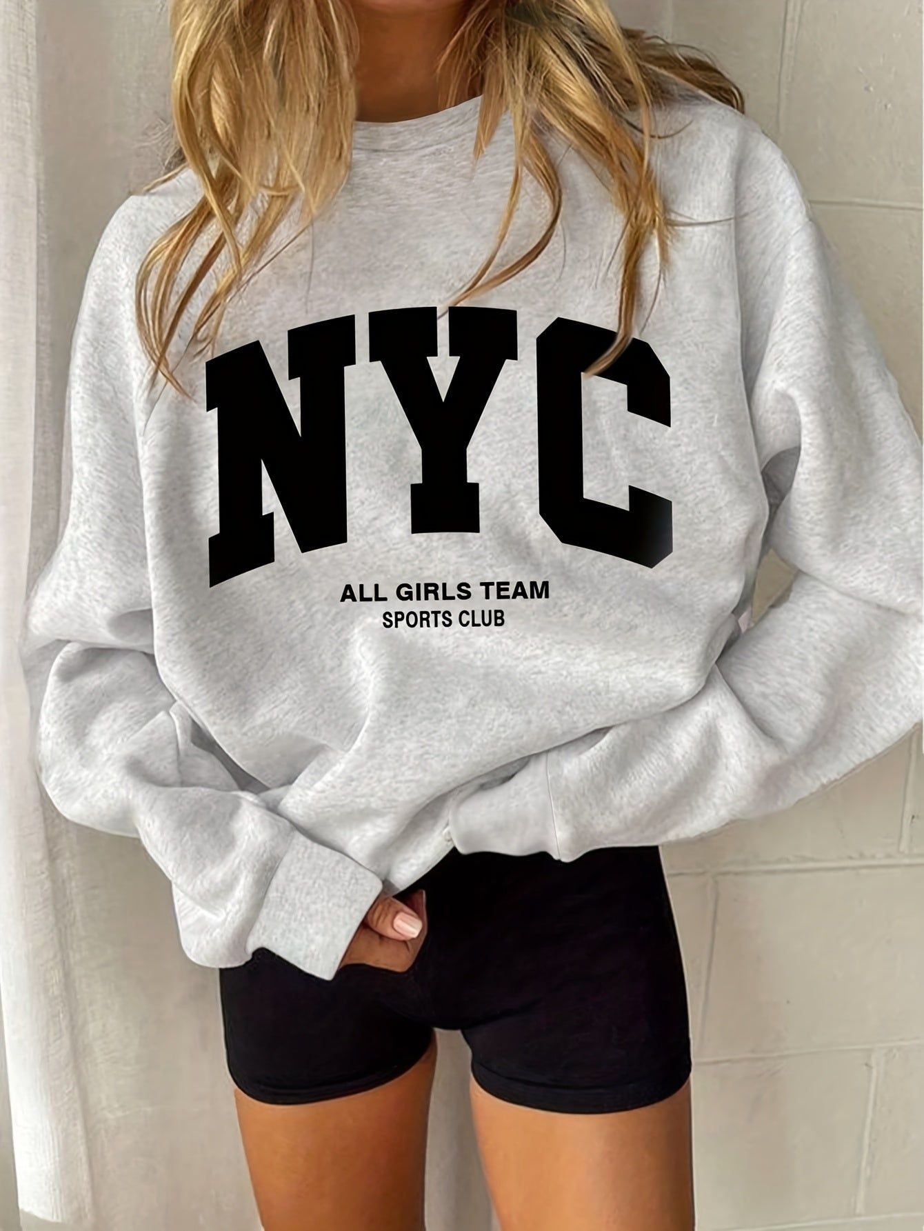 Loose Round-Neck Long-Sleeve Sweatshirt with a Print of The New York Team for Women, Perfect for Autumn And Winter   OAXG Light Grey / S