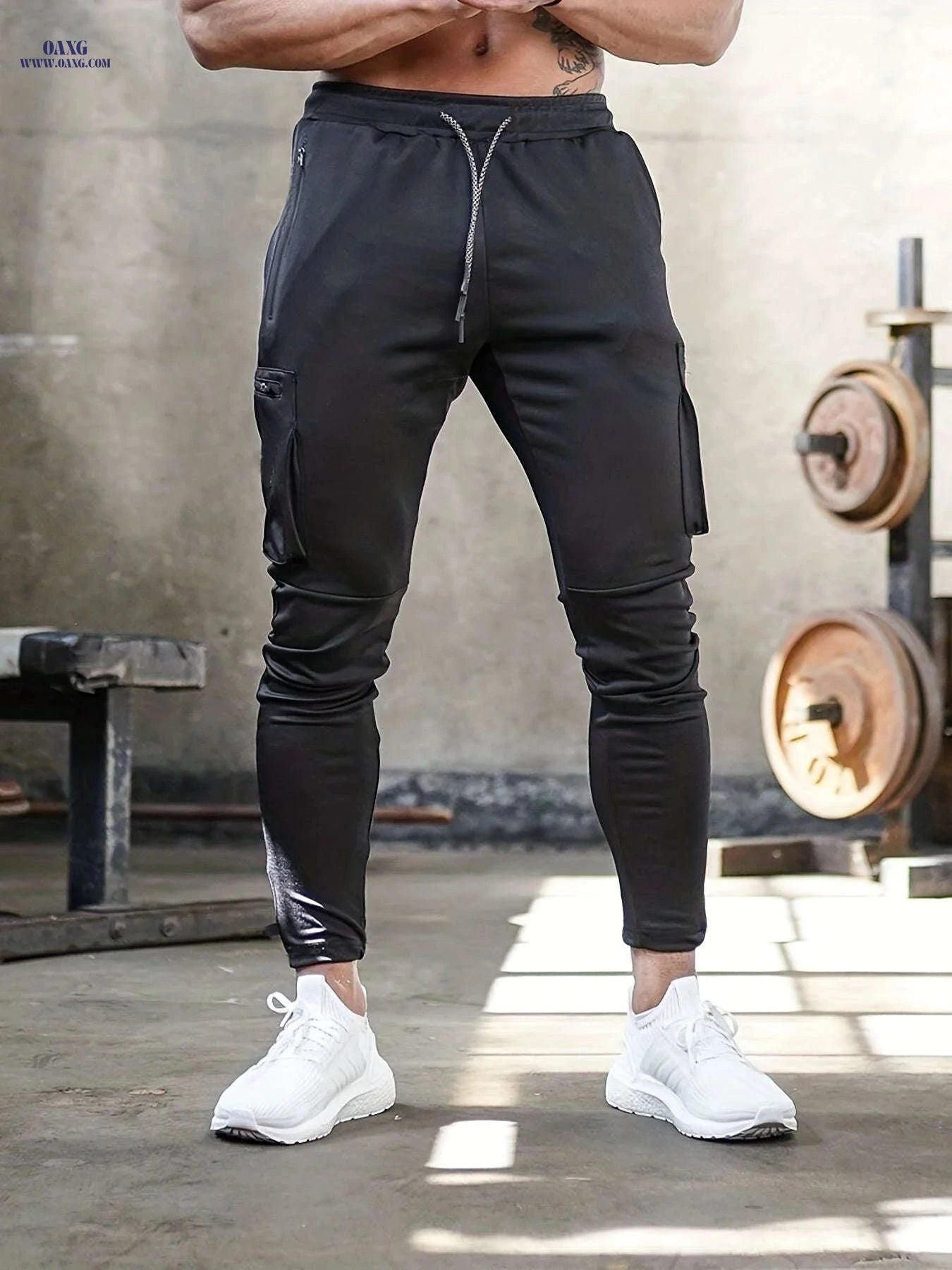 Men's Athletic Pants - Zippered Ankle, Multiple Utility Pockets   OAXG 