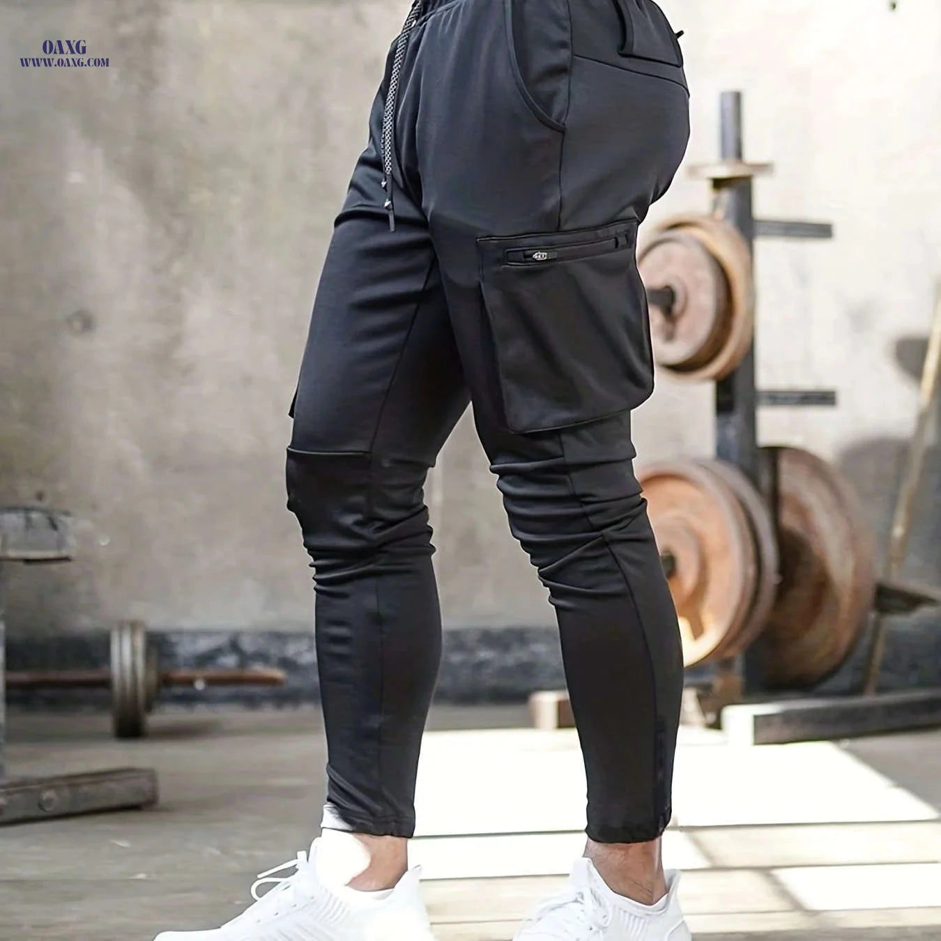 Men's Athletic Pants - Zippered Ankle, Multiple Utility Pockets   OAXG 