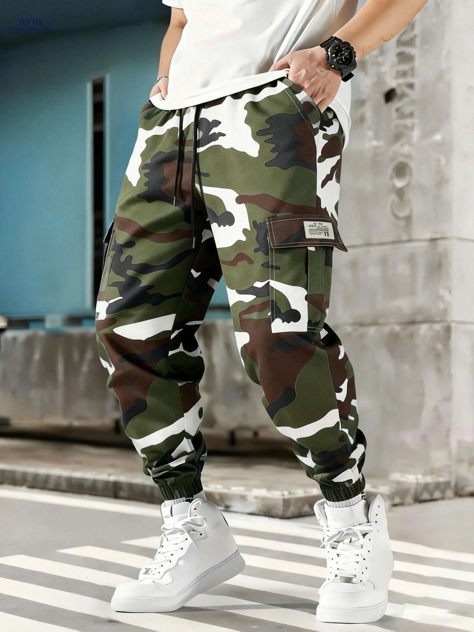 Men's Camouflage Cargo Pants - Loose Fit, Drawstring, All-Season   OAXG 