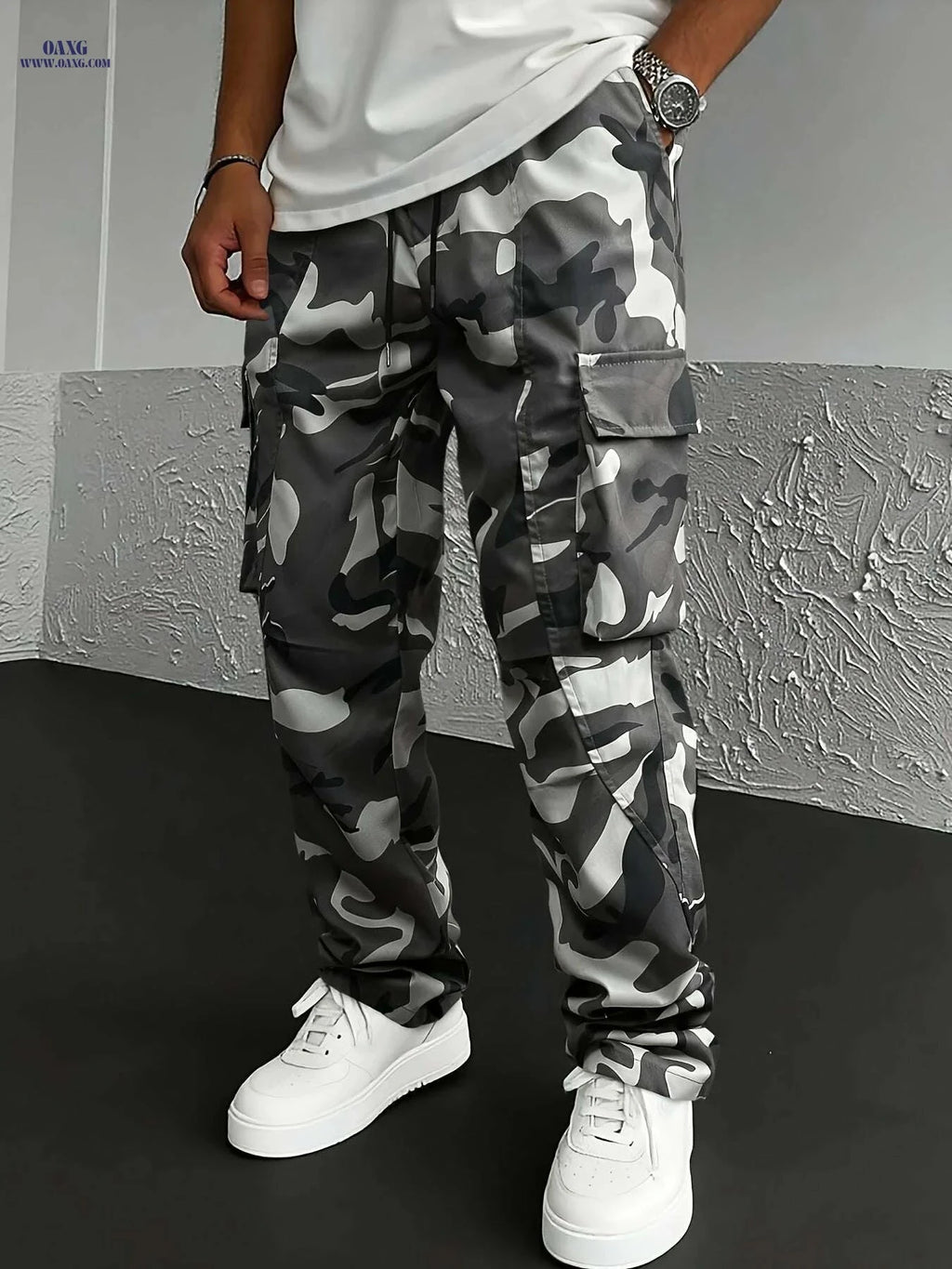 Men’s Camouflage Cargo Pants - Loose Fit, Multiple Pockets, All-Season   OAXG 