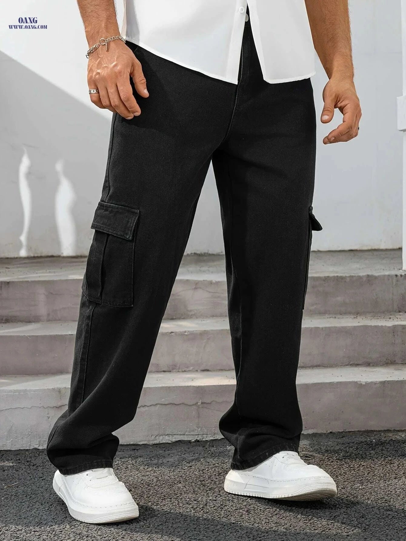 Men's Cargo Jeans - Straight-Leg Workwear with Utility Pockets   OAXG 