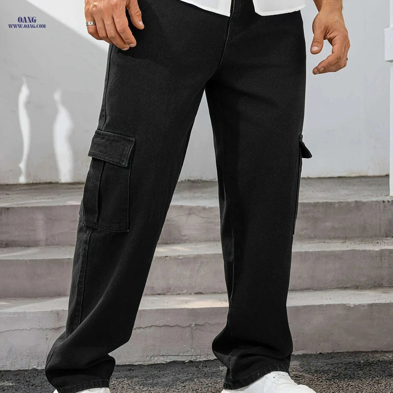 Men's Cargo Jeans - Straight-Leg Workwear with Utility Pockets   OAXG 