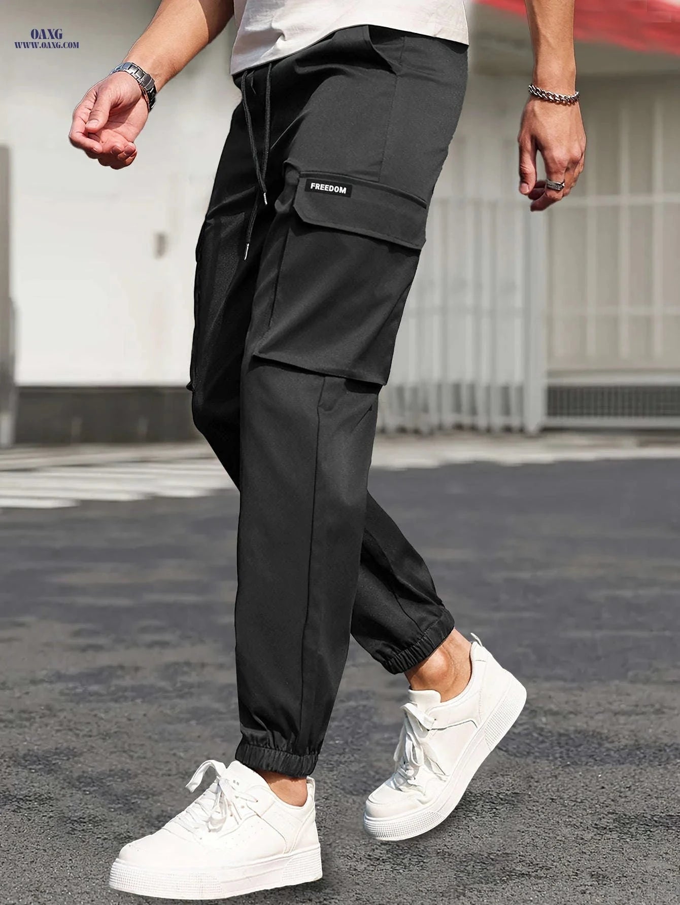 Men's Cargo Pants with Drawstring Waist - Casual Sports Style   OAXG 