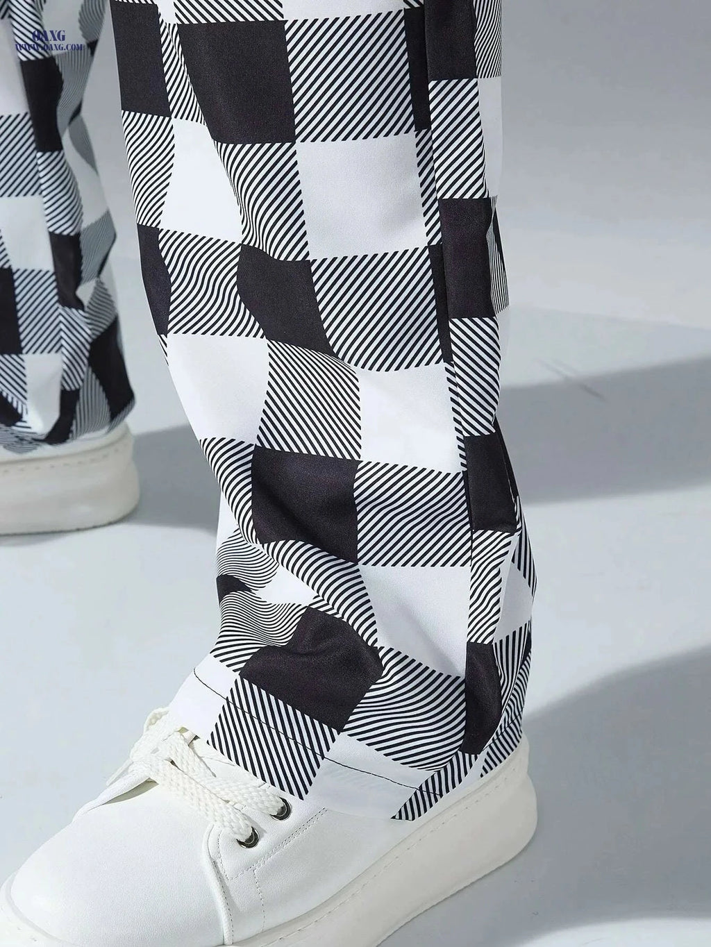 Men's Casual Black and White Plaid Cargo Pants - Stylish & Comfortable   OAXG Mixed Color / S