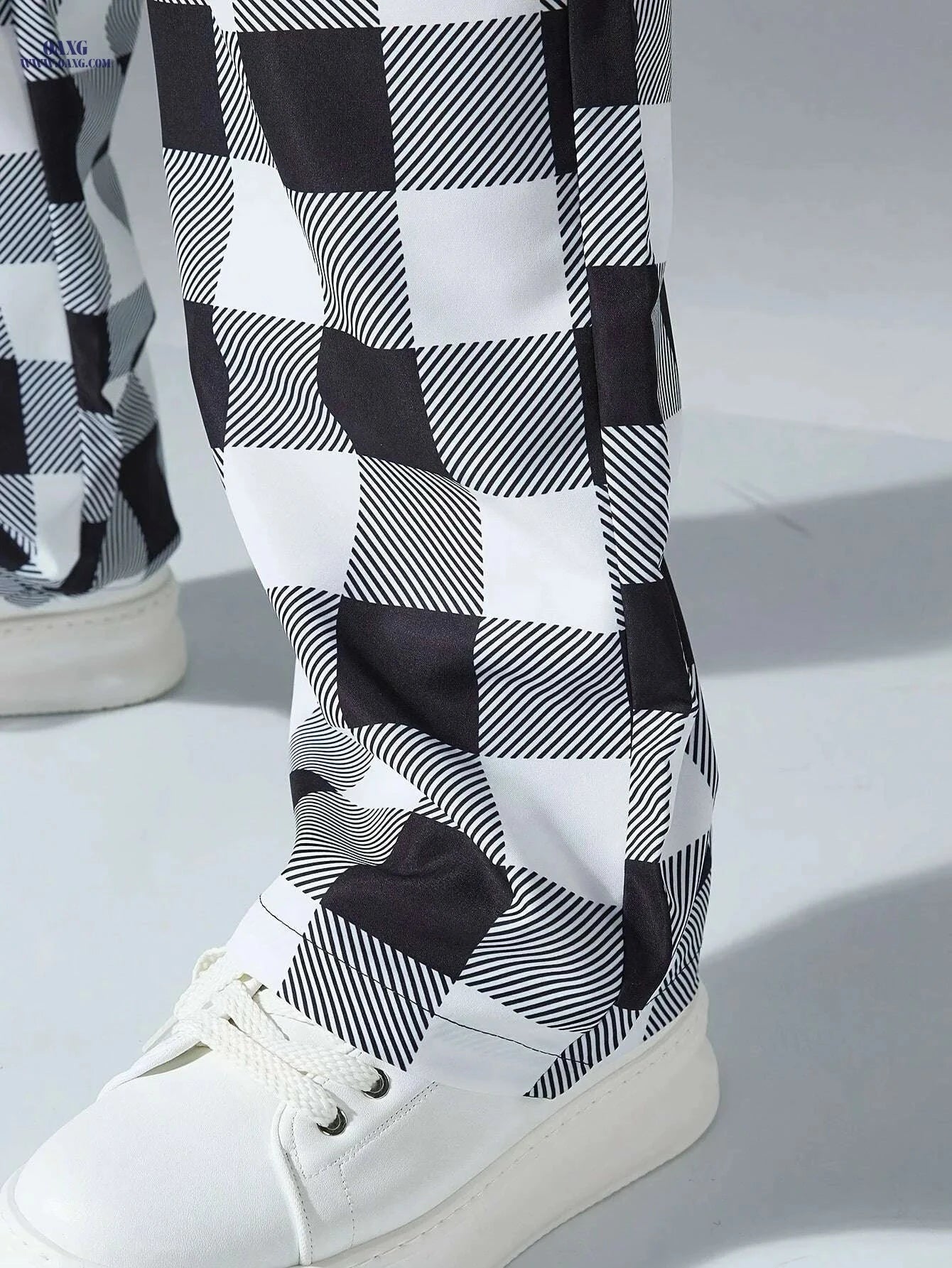 Men's Casual Black and White Plaid Cargo Pants - Stylish & Comfortable   OAXG Mixed Color / S