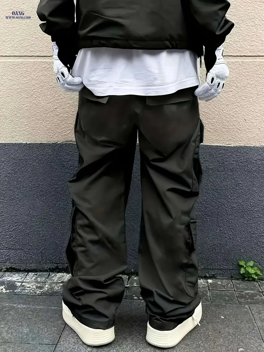 Men's Casual Cargo Pants - Loose Fit with Drawstring Waist, Solid Color   OAXG 