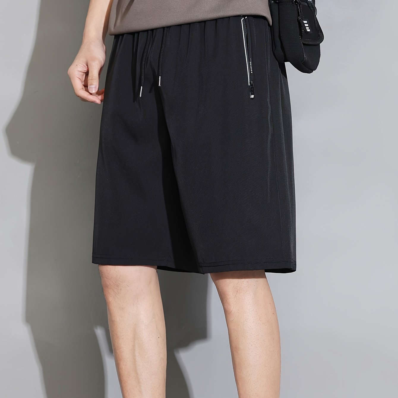 Men's Casual Elastic Waist Shorts with Pockets - Solid Color   OAXG 