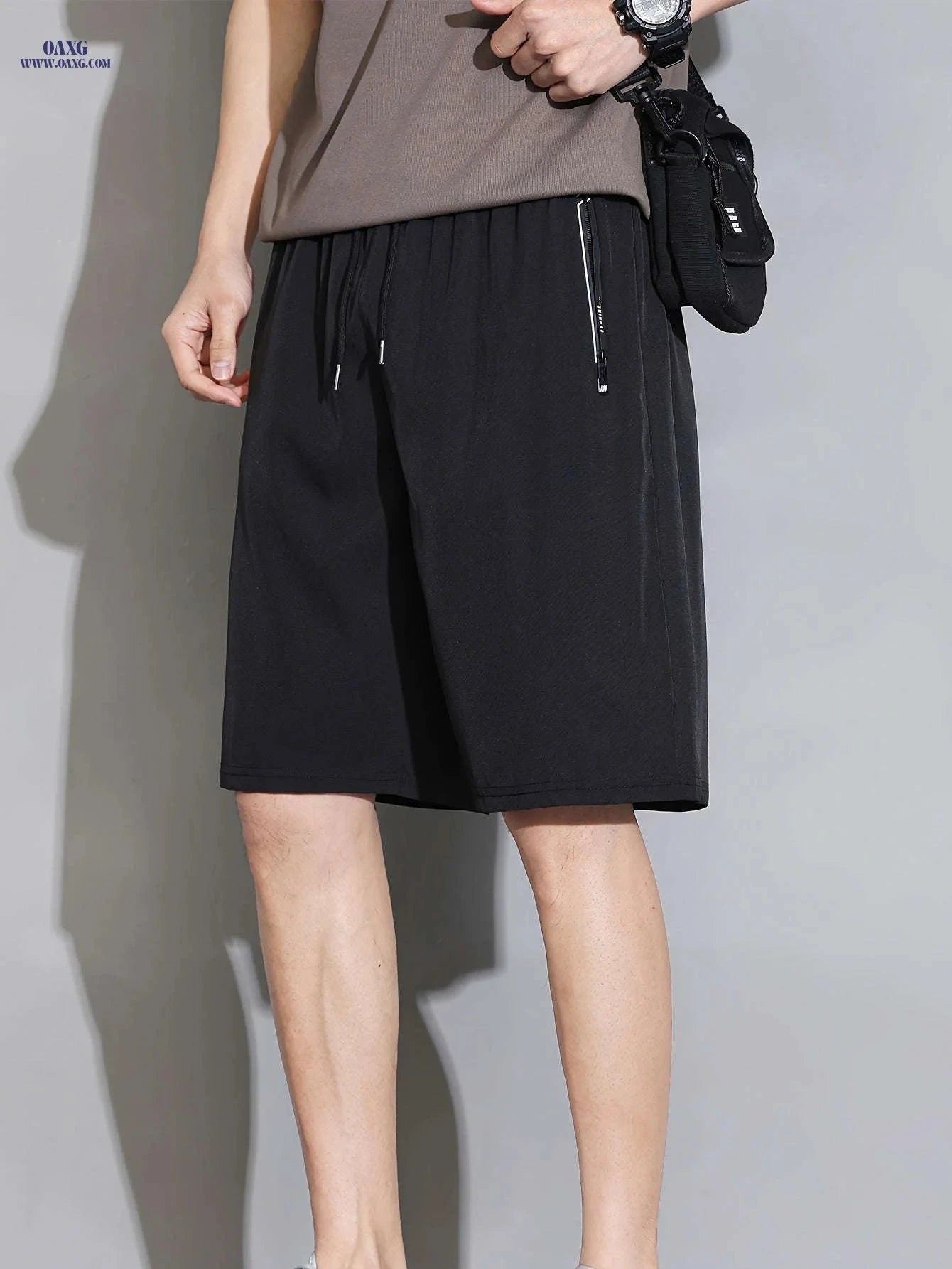 Men's Casual Elastic Waist Shorts with Pockets - Solid Color   OAXG 