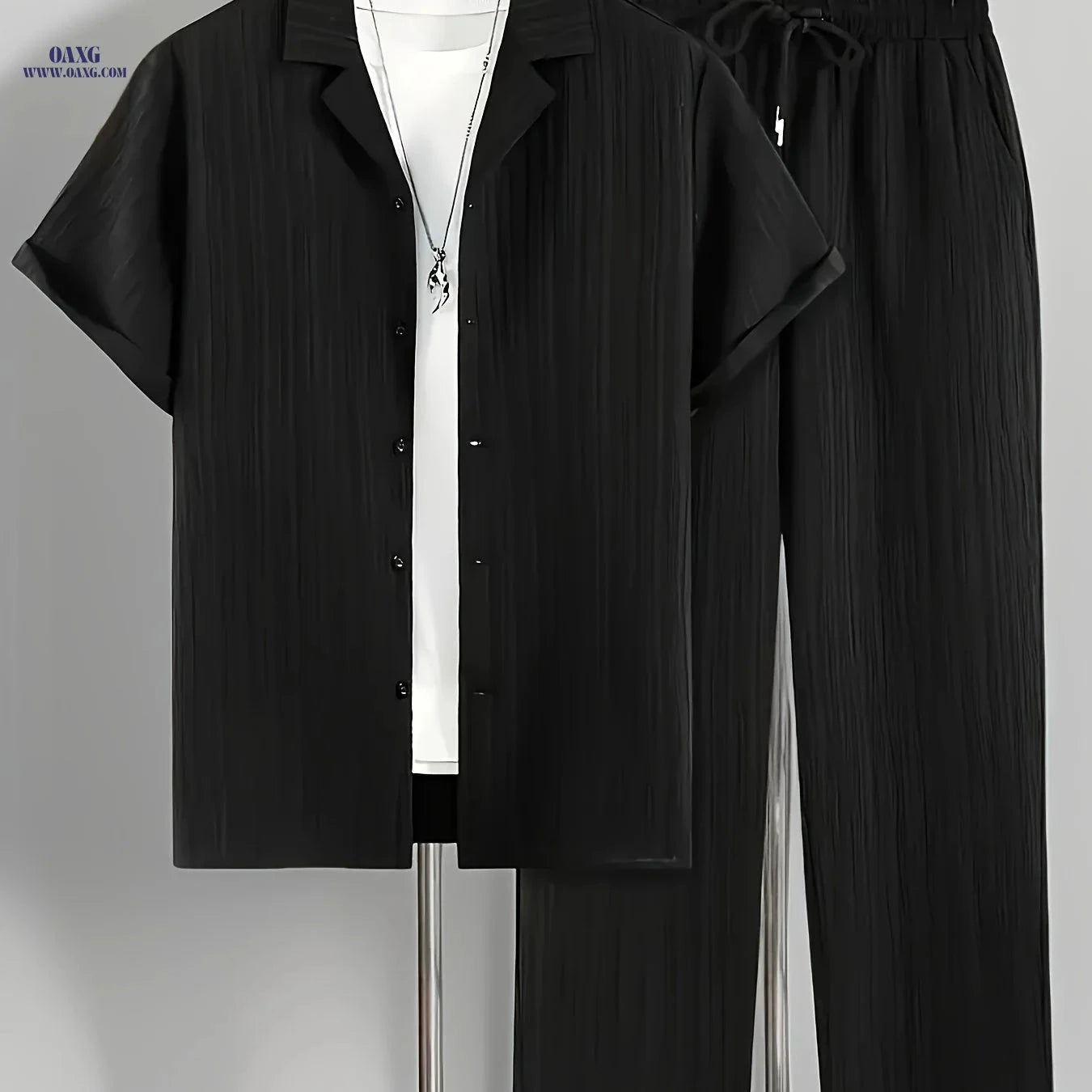 Men's Casual Two-Piece Outfit - Short Sleeve Cuban Collar Shirt & Pants   OAXG 
