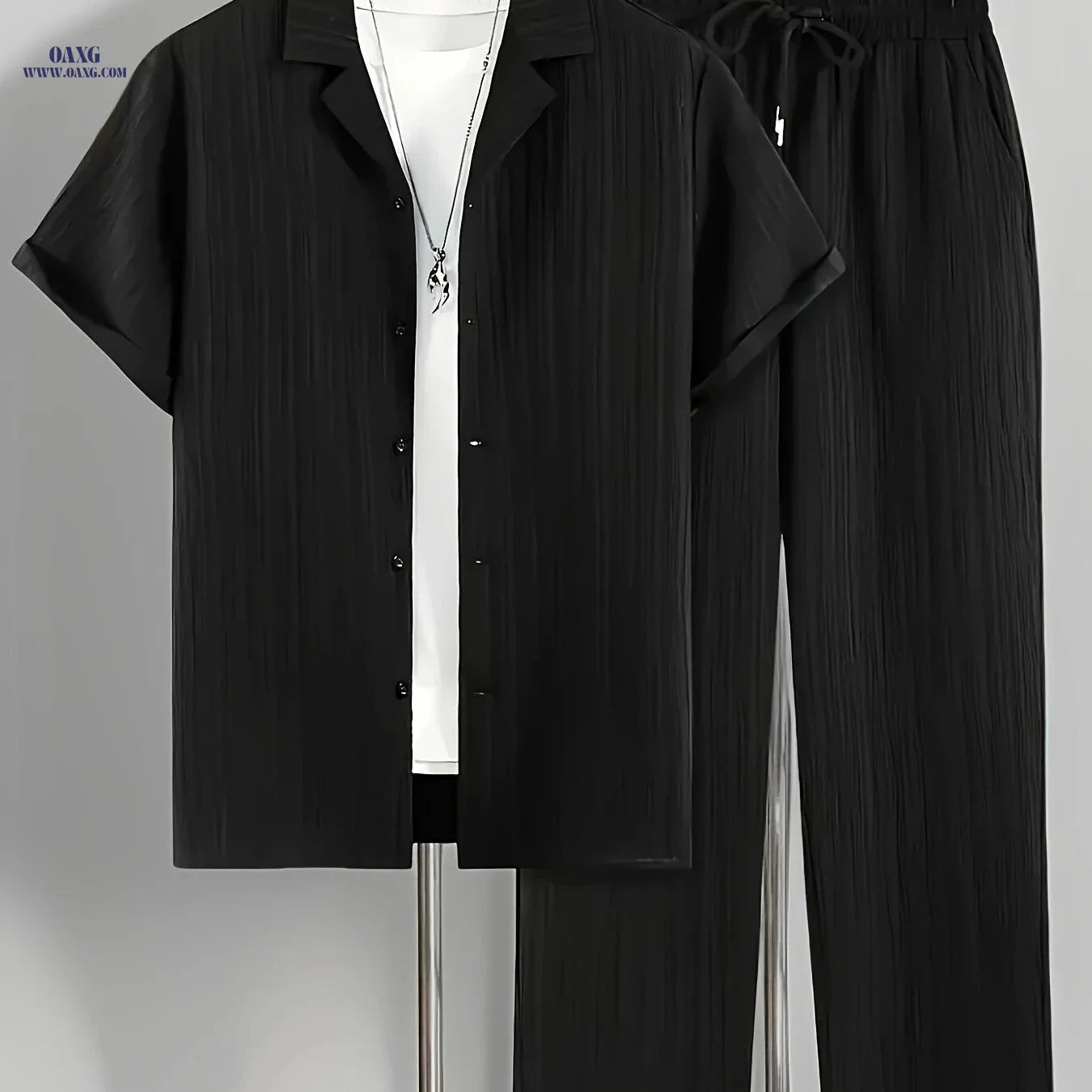 Men's Casual Two-Piece Outfit - Short Sleeve Cuban Collar Shirt & Pants   OAXG 