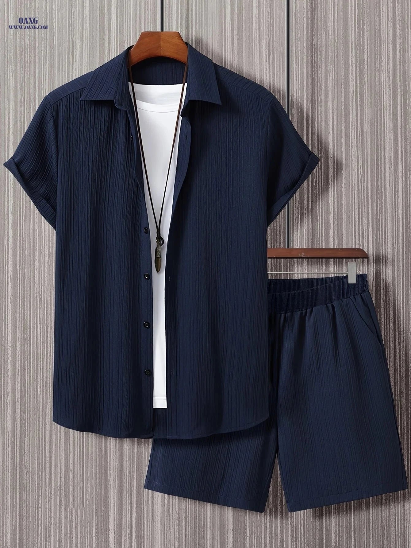 Men's Casual Two-Piece Summer Outfit - Solid Color Shirt & Shorts   OAXG 