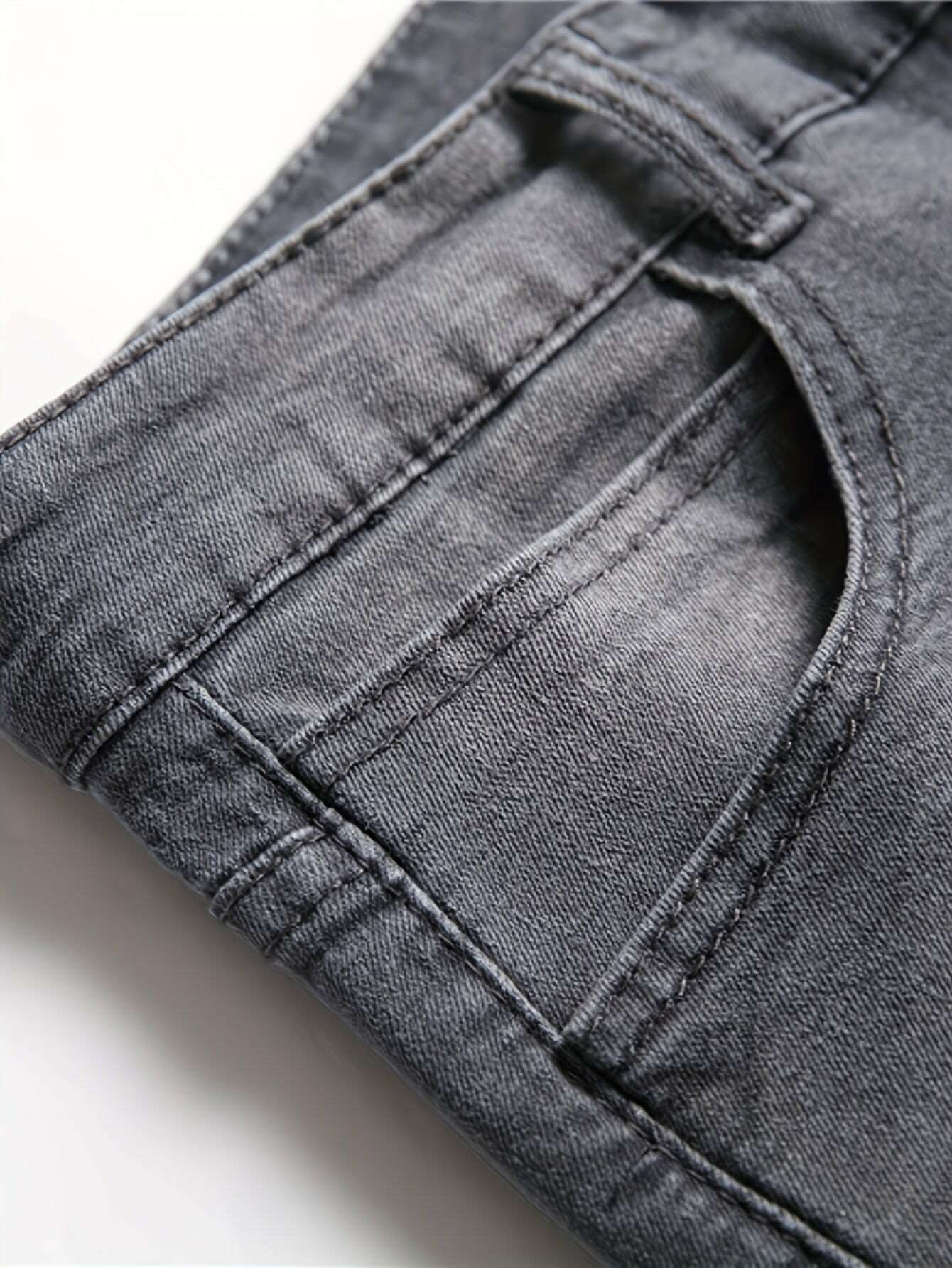 ee7cdcf9-0ac3-4ca4-ad0c-86227f0f8083