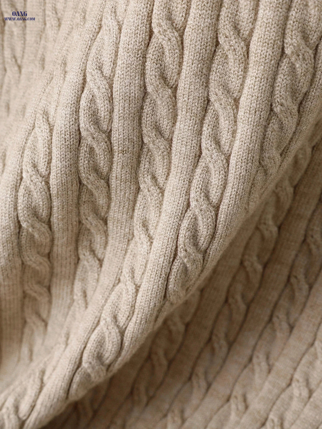 Men's Fitted Round Neck Cable Knit Sweater - Casual and Stylish   OAXG Apricot / FR S