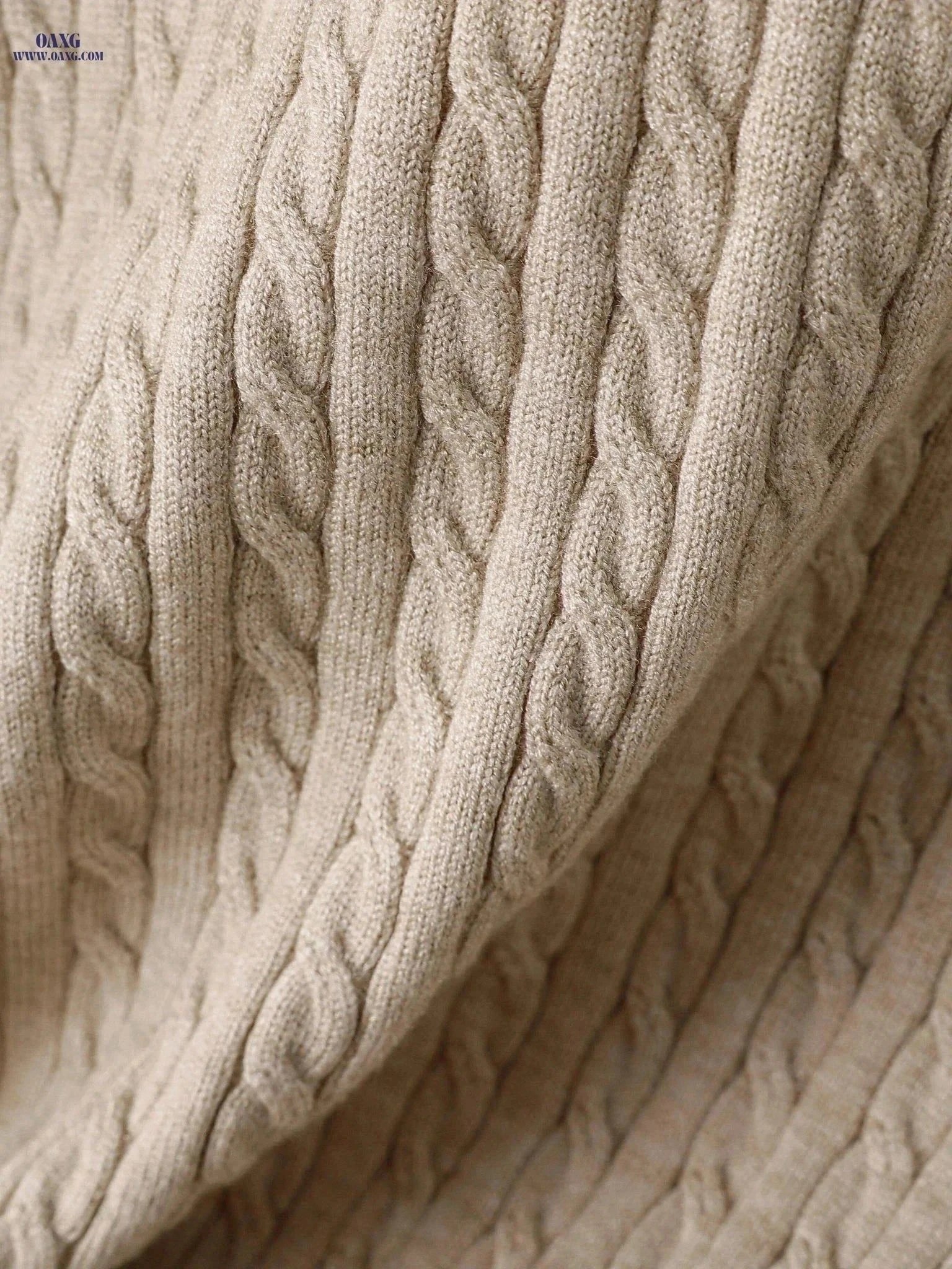 Men's Fitted Round Neck Cable Knit Sweater - Casual and Stylish   OAXG Apricot / FR S