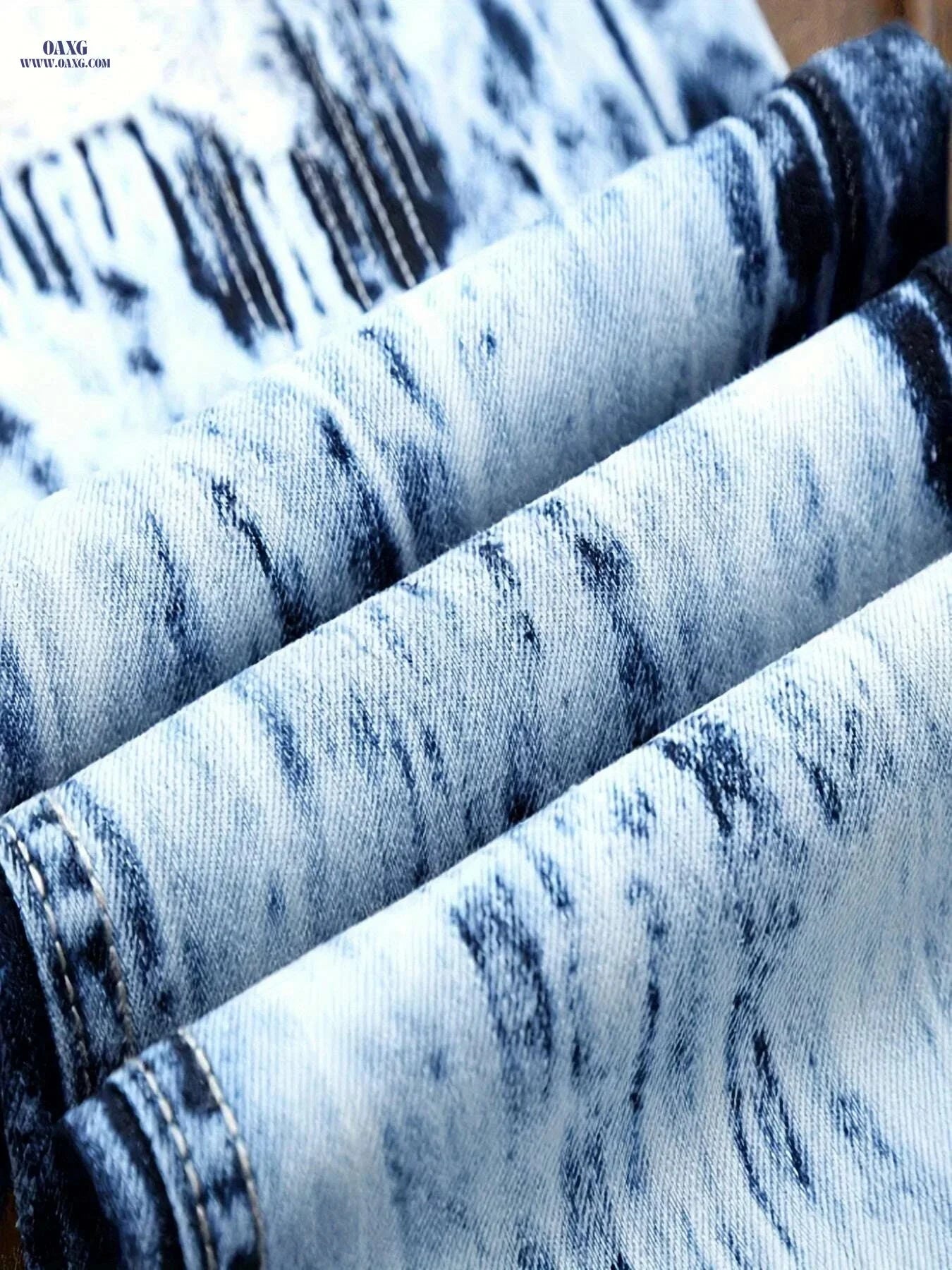 Men's Light Wash Distressed Jeans - Frayed Hem, Straight Leg Fit   OAXG 