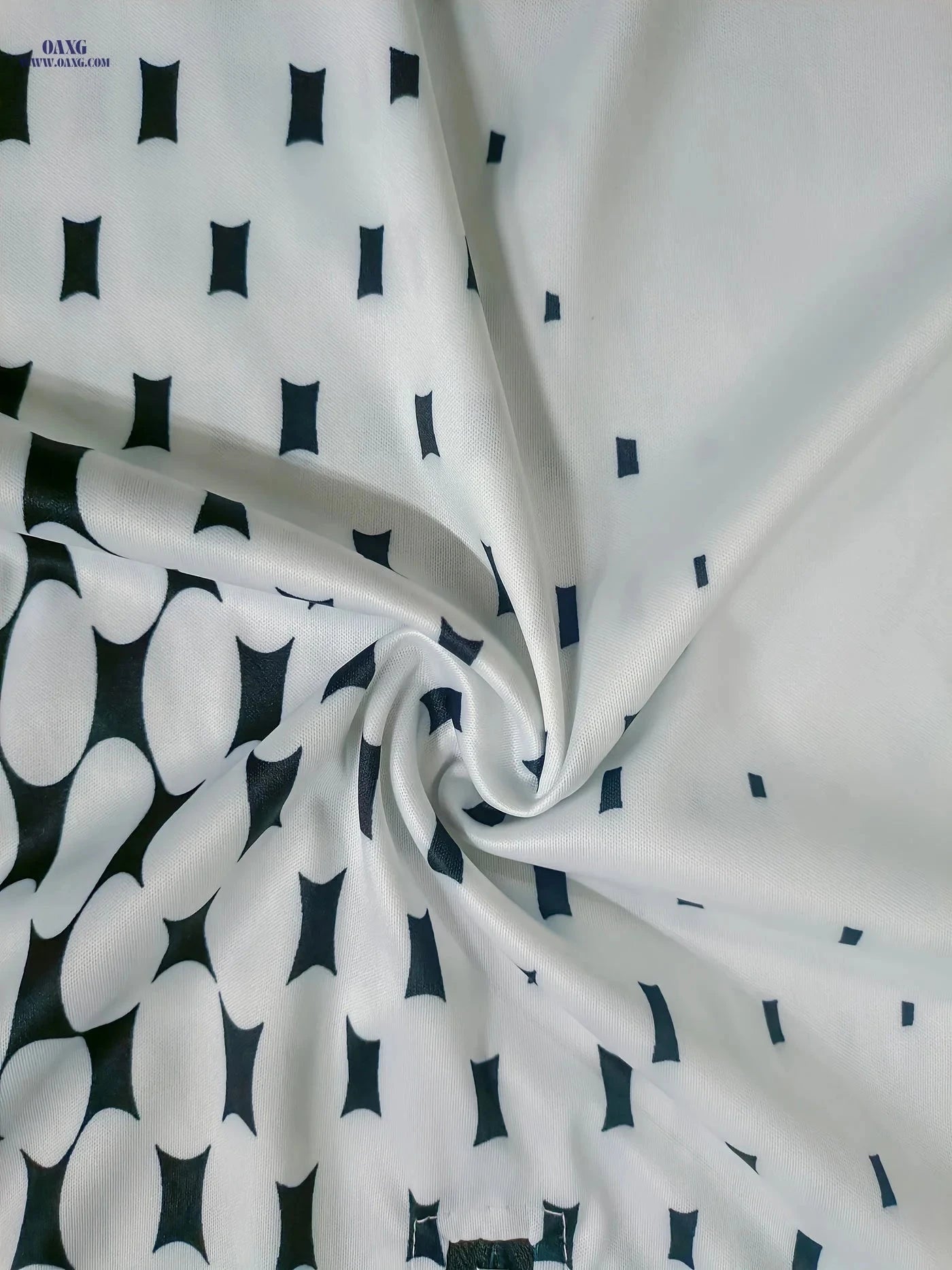 Men's Long Sleeve Zip-Up Shirt - Geometric Print, Easycare Fabric   OAXG 