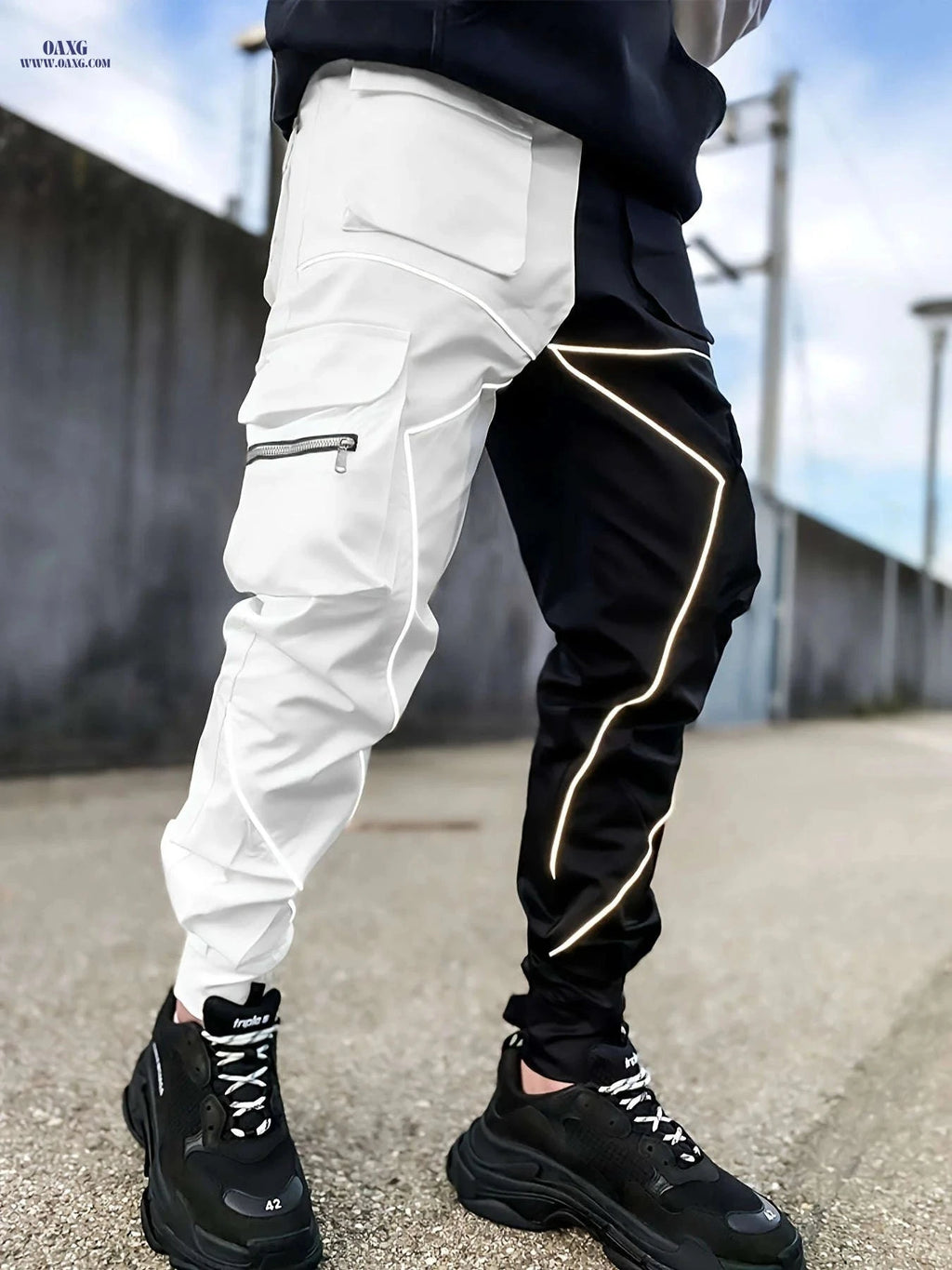 Men's Loose Straight-Leg Cargo Pants - Multiple Pockets & Reflective Details   OAXG Black / FR S