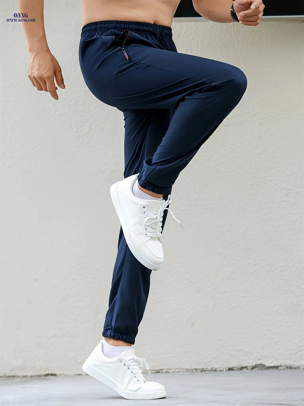 Men’s Quick-Dry Sports Pants - Lightweight Breathable Tapered Joggers   OAXG 
