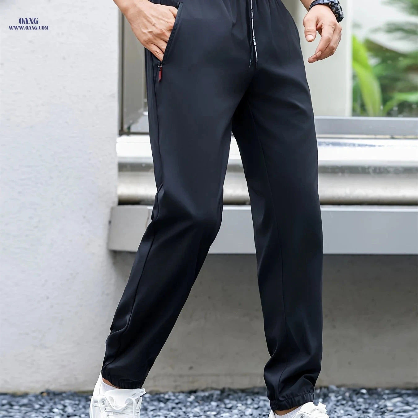 Men’s Quick-Dry Sports Pants - Lightweight Breathable Tapered Joggers   OAXG 