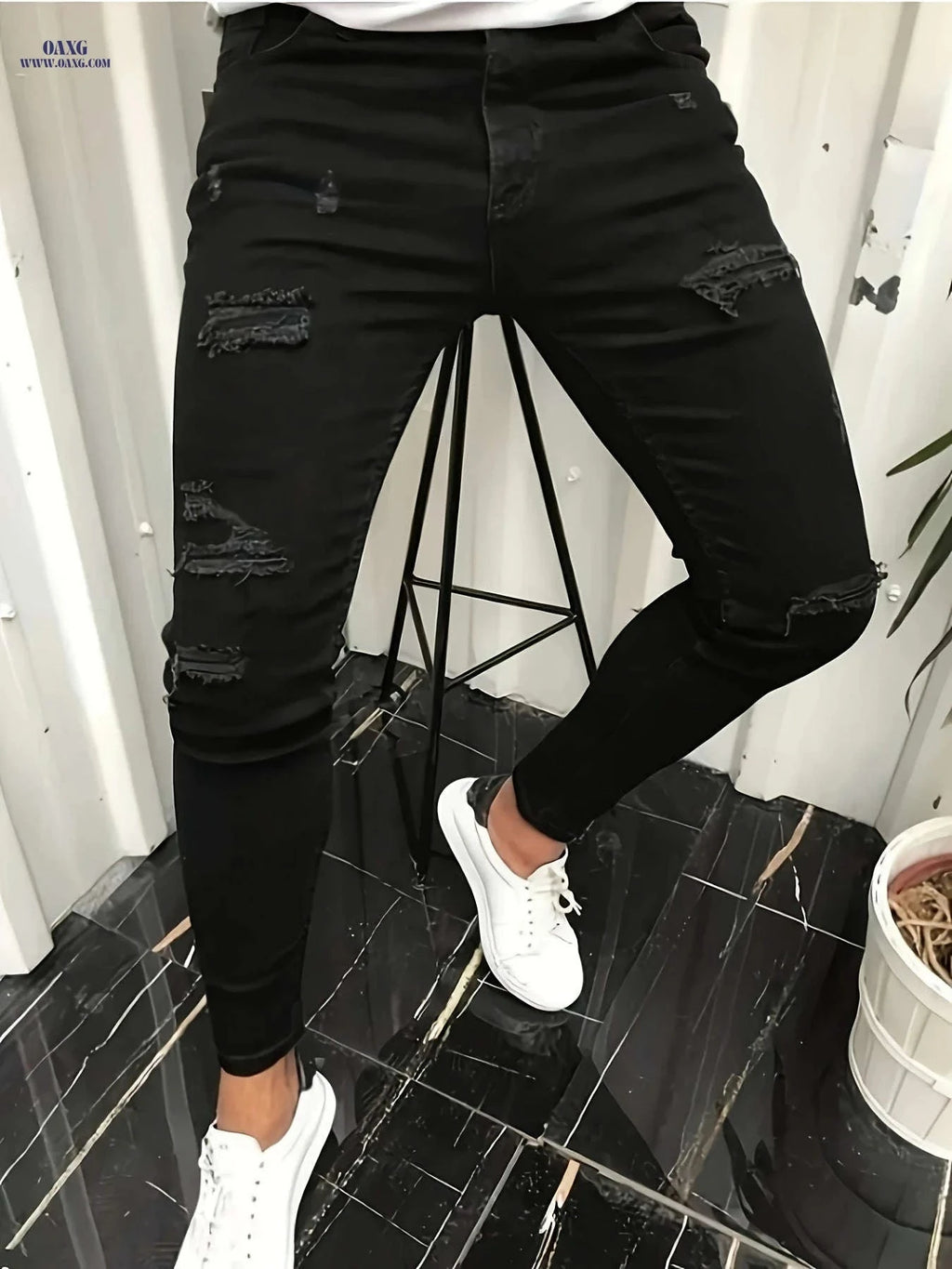 Men's Slim-Fit Black Jeans - Casual Stretch Denim Pants for All Seasons   OAXG 