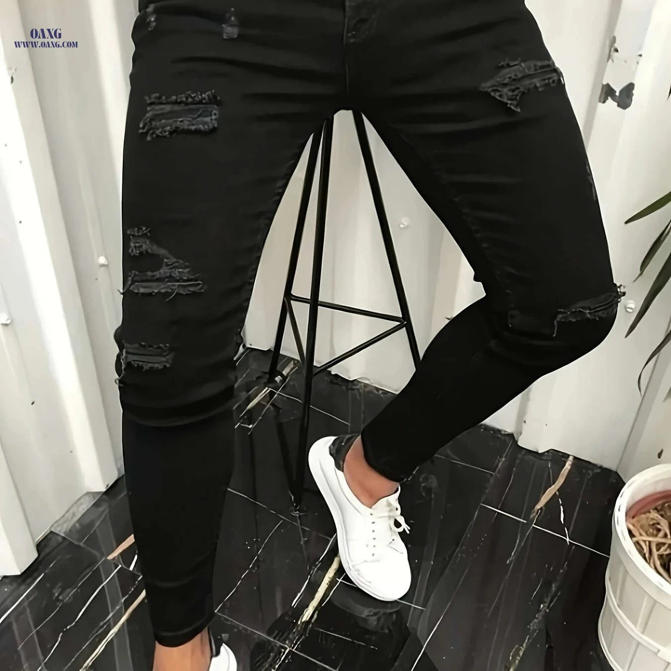 Men's Slim-Fit Black Jeans - Casual Stretch Denim Pants for All Seasons   OAXG 