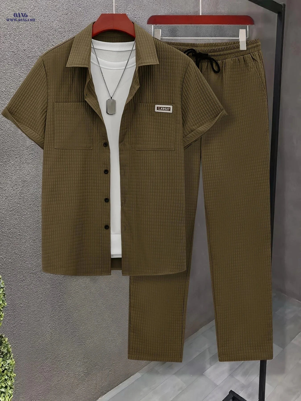 Men’s Summer Casual Plaid Short-Sleeved Shirt Set - 100% Polyester   OAXG 