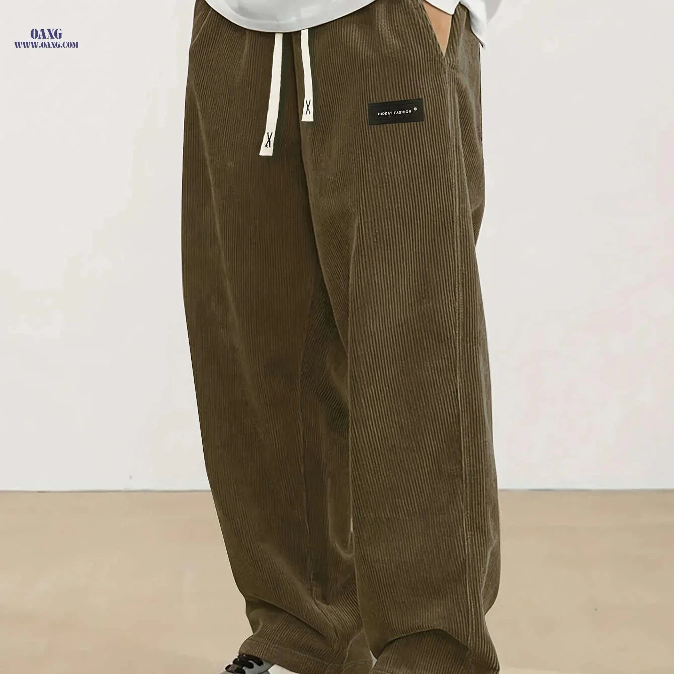 Men's Vintage Corduroy Pants with Elastic Waist - Casual Straight-Leg   OAXG 