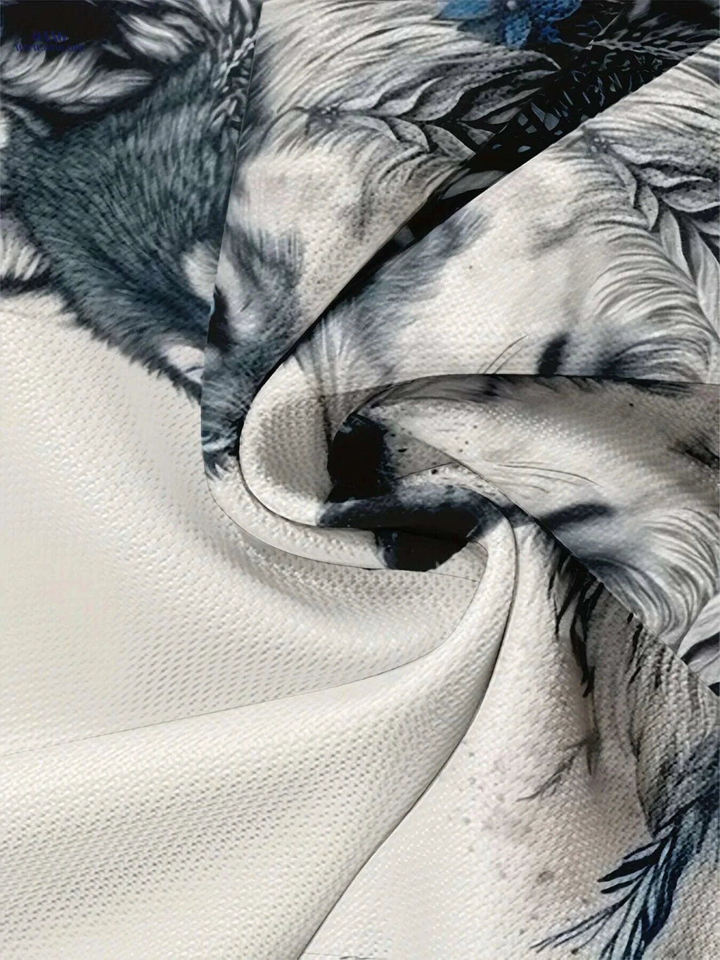 Men's Wolf & Feathers Graphic T-Shirt - Casual Polyester Round Neck Tee   OAXG 