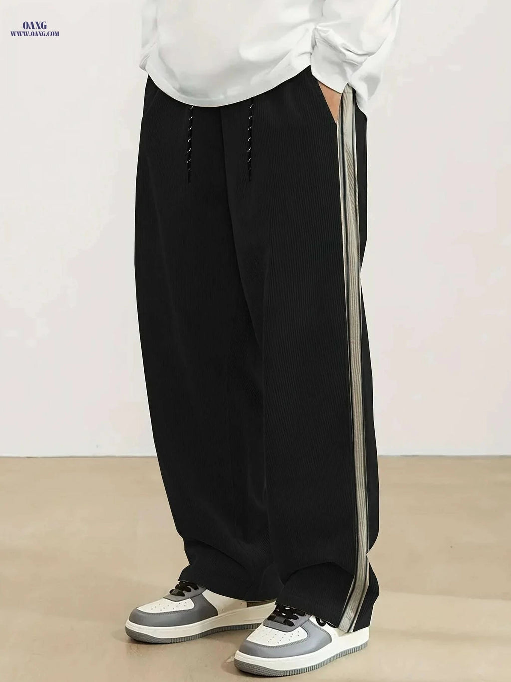 Modern Men's Straight-Leg Pants - Navy & White Stripes, Comfort Fit   OAXG 