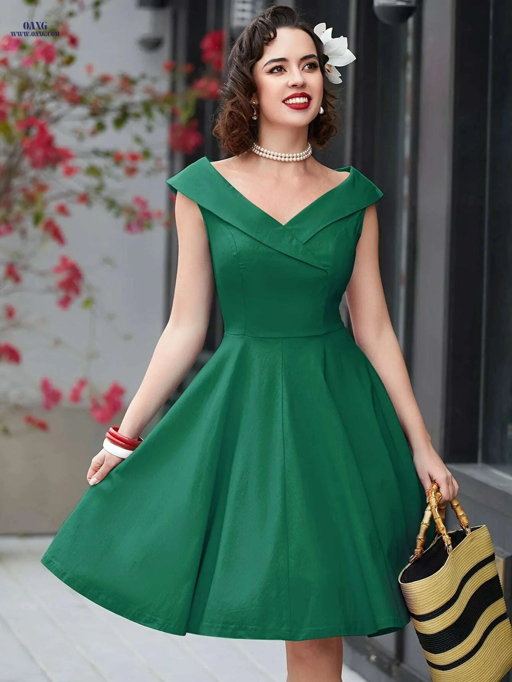 MUXXN Vintage 1950s A-Line Swing Dress - Elegant V-Neck, Long Sleeve   OAXG White / XS