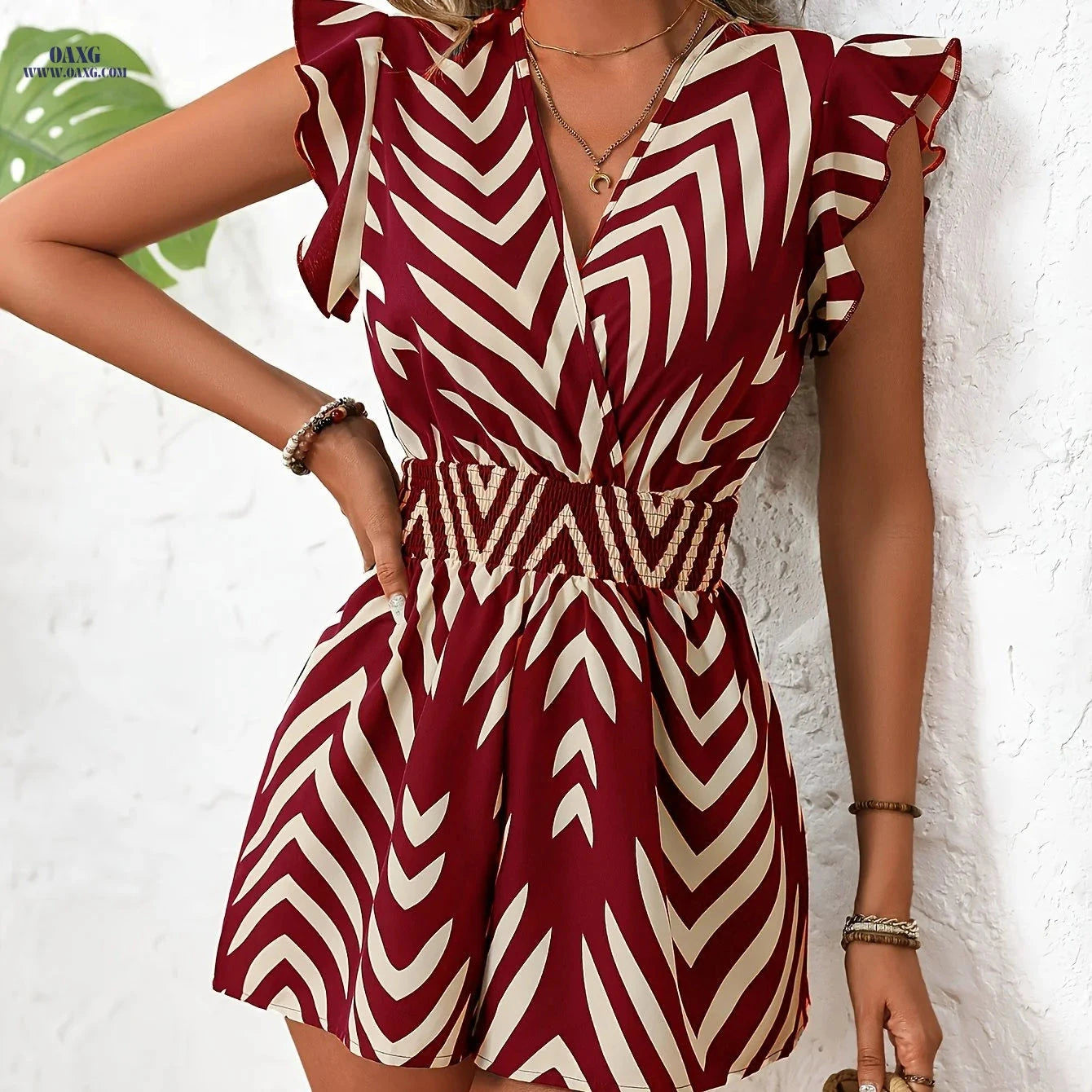 Navy & White Chevron Dress - Sleeveless V-Neck for Casual Elegance   OAXG 