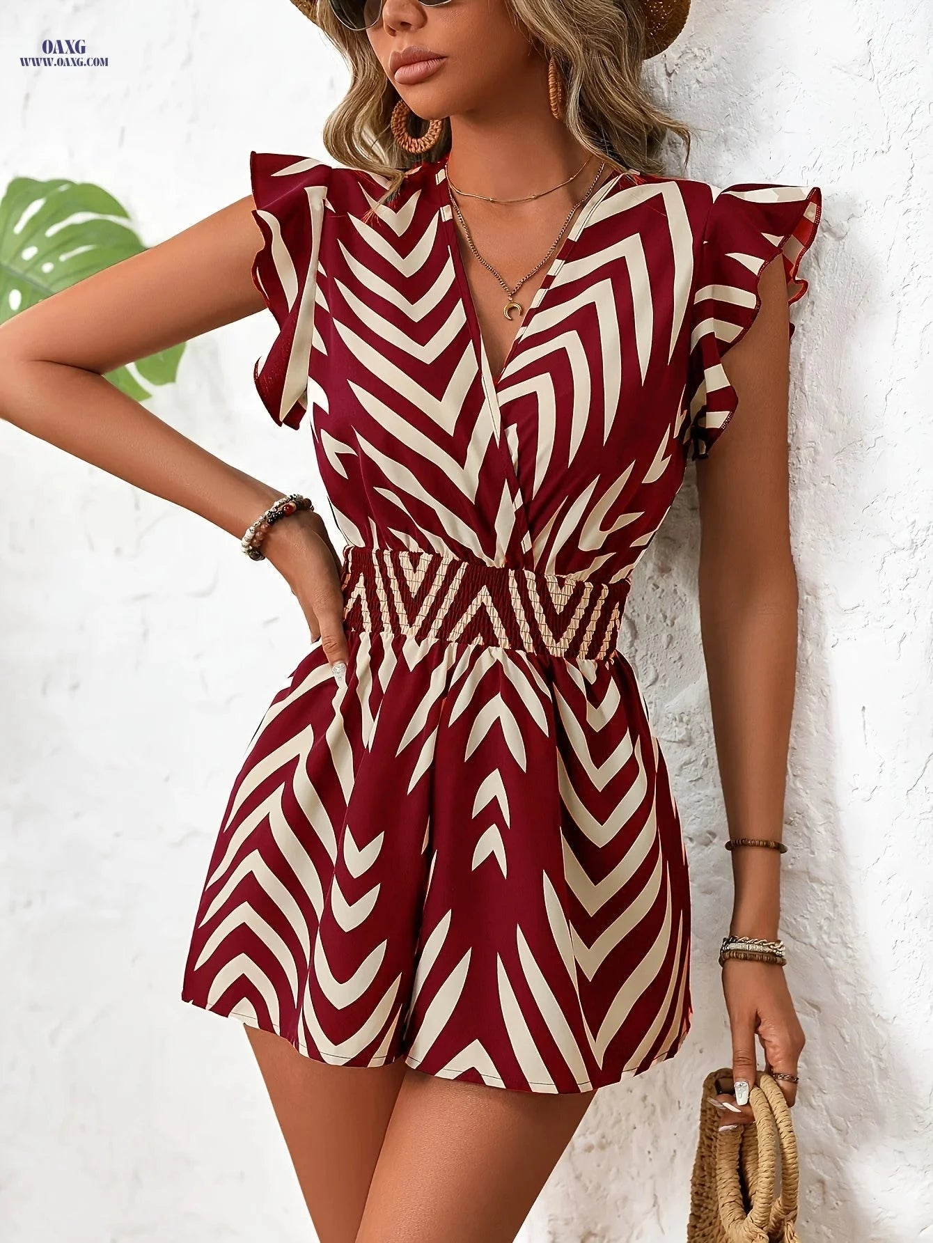 Navy & White Chevron Dress - Sleeveless V-Neck for Casual Elegance   OAXG 